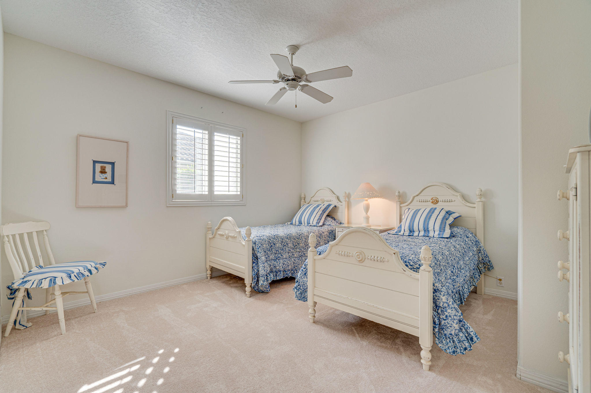 BAYTOWNE AVE EAST - Residential