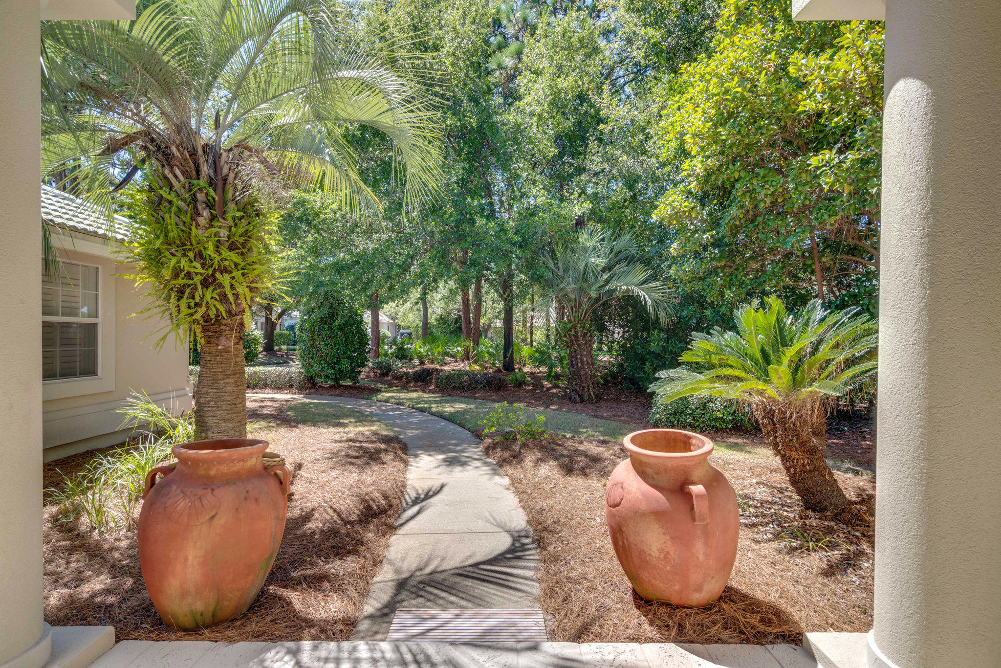 BAYTOWNE AVE EAST - Residential