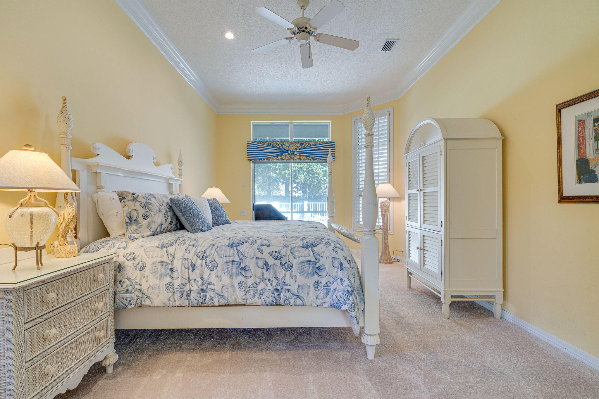 BAYTOWNE AVE EAST - Residential