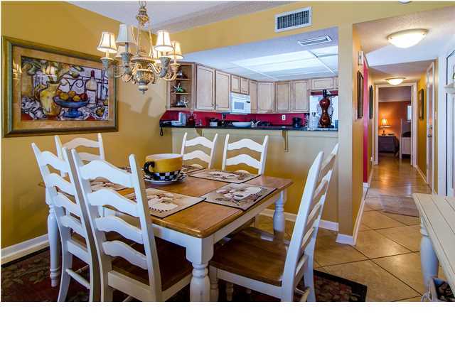 SHORES TOWNHOUSES - Residential