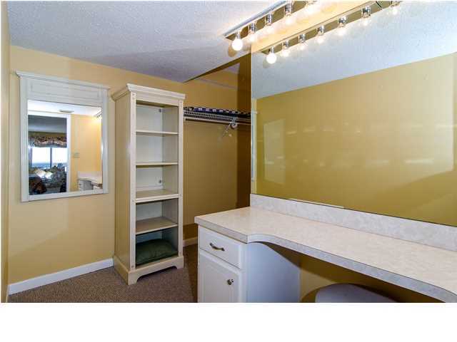 SHORES TOWNHOUSES - Residential