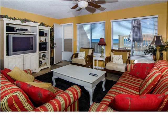 SHORES TOWNHOUSES - Residential