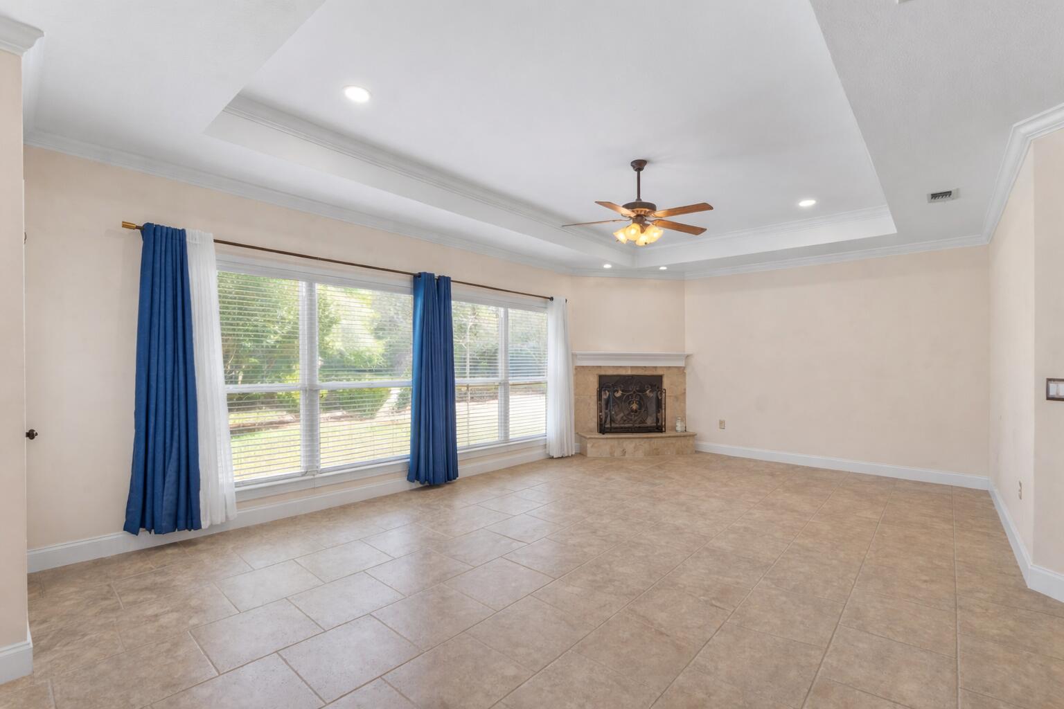 HIDDEN CREEK ESTATES AT HOLLEY BY THE SEA - Residential