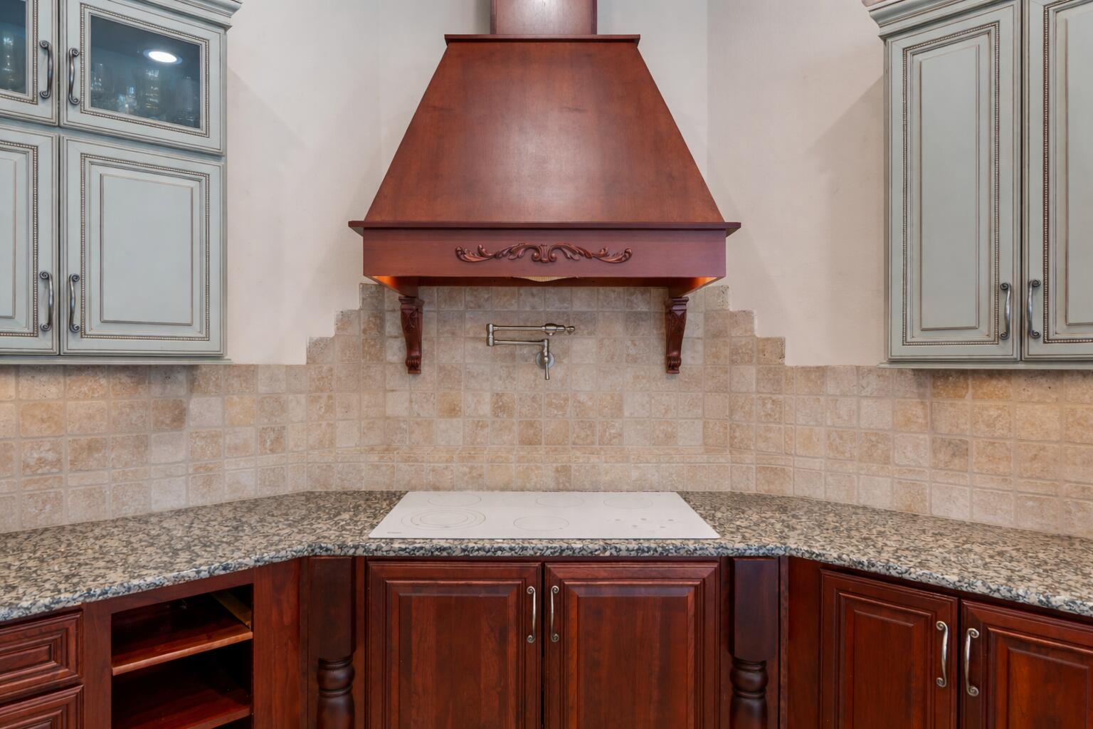 HIDDEN CREEK ESTATES AT HOLLEY BY THE SEA - Residential