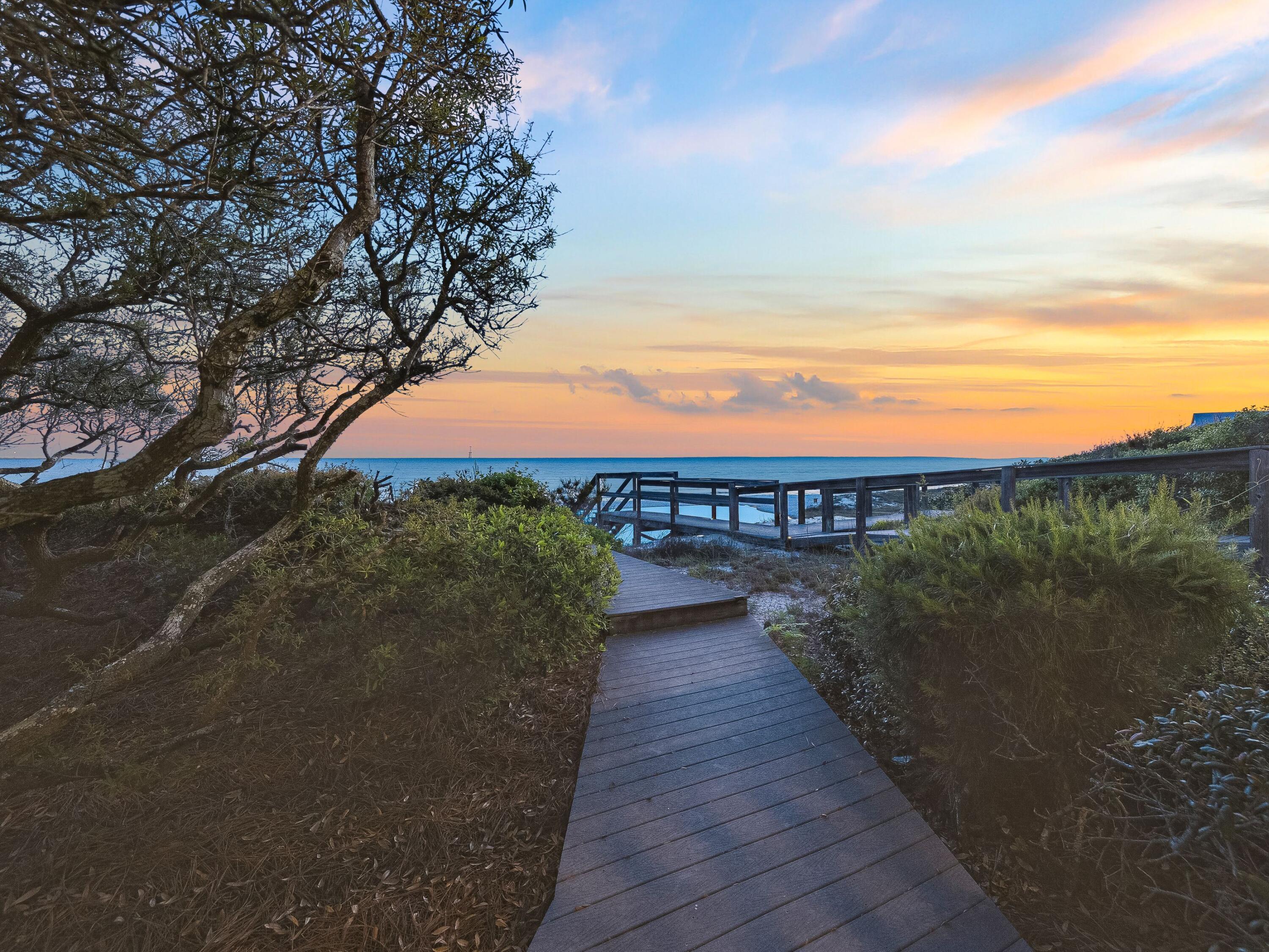 OLD FLORIDA BEACH - Residential