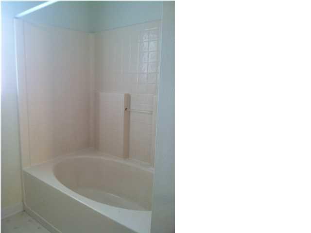 COUNTRYVIEW ESTATES 1ST ADDN - Residential Lease