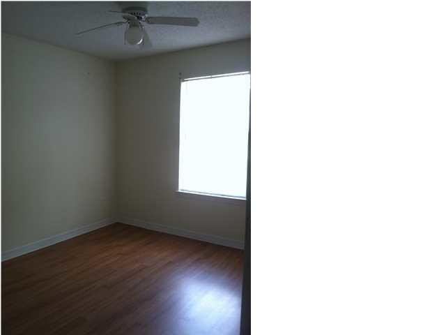 COUNTRYVIEW ESTATES 1ST ADDN - Residential Lease