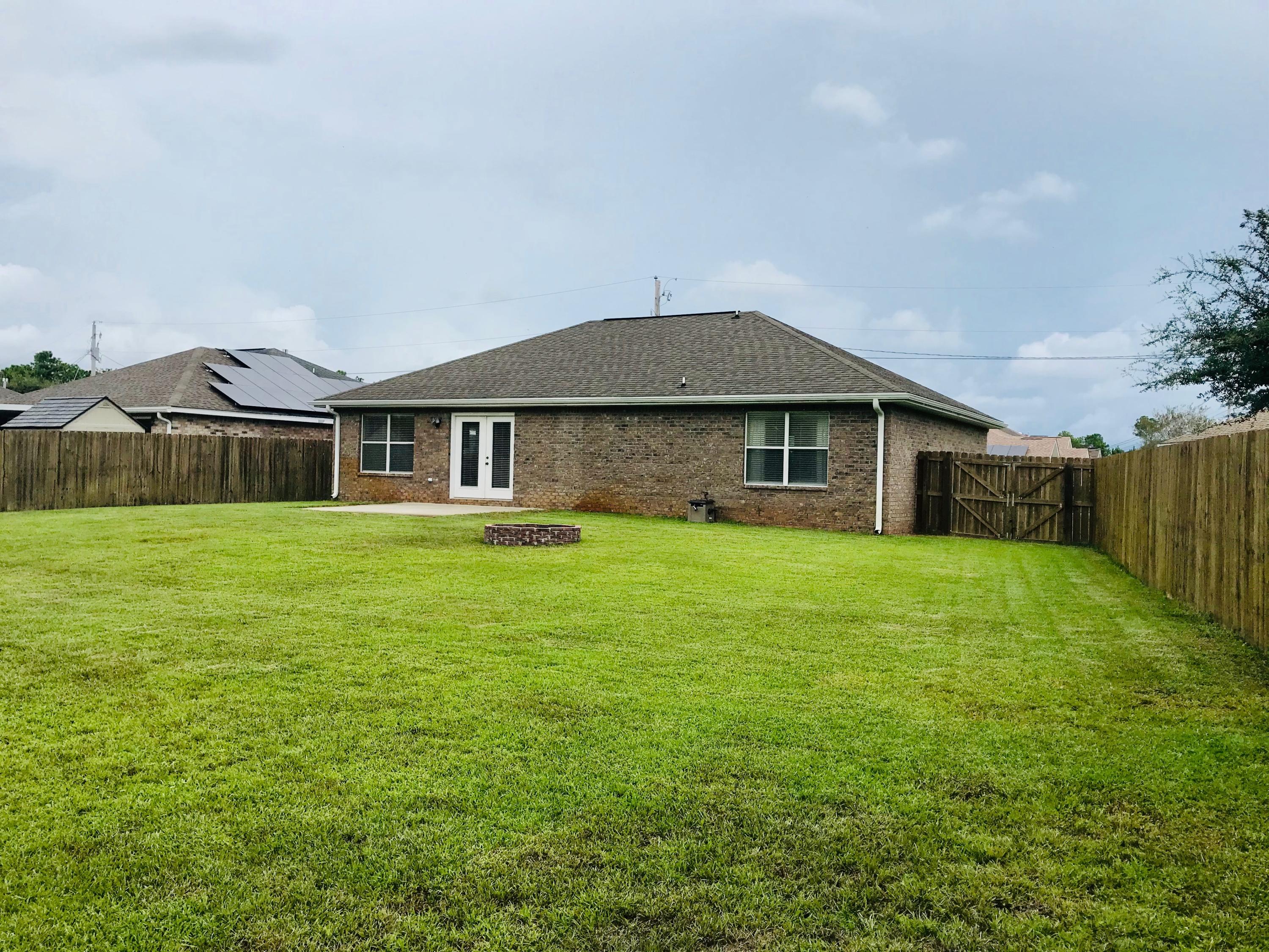 KELLIE'S WAY - Residential