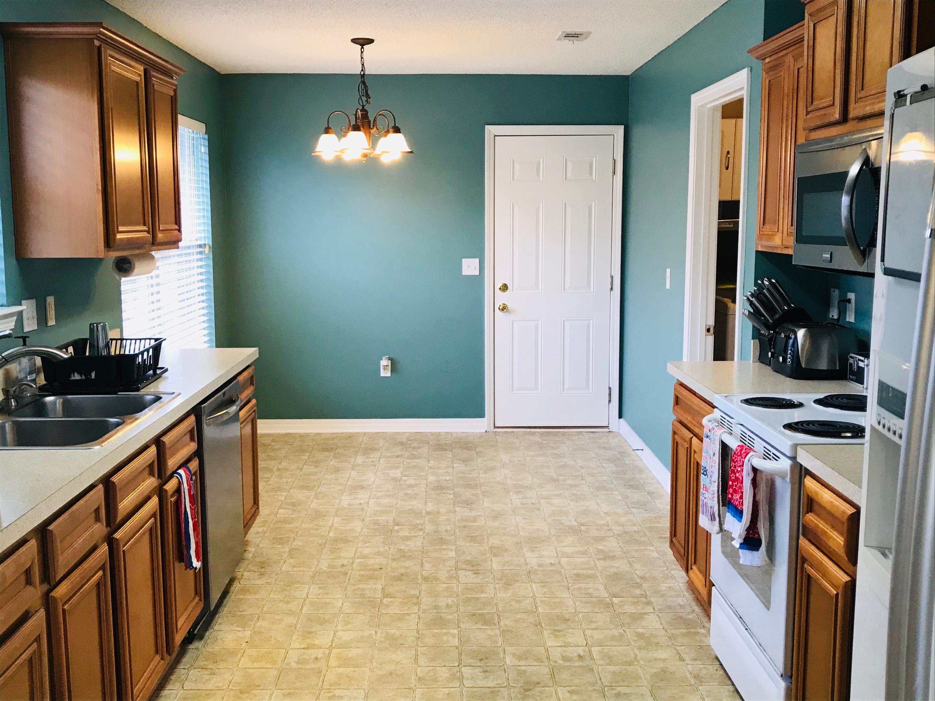 KELLIE'S WAY - Residential