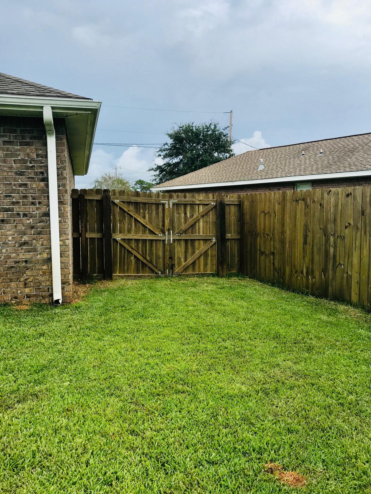 KELLIE'S WAY - Residential