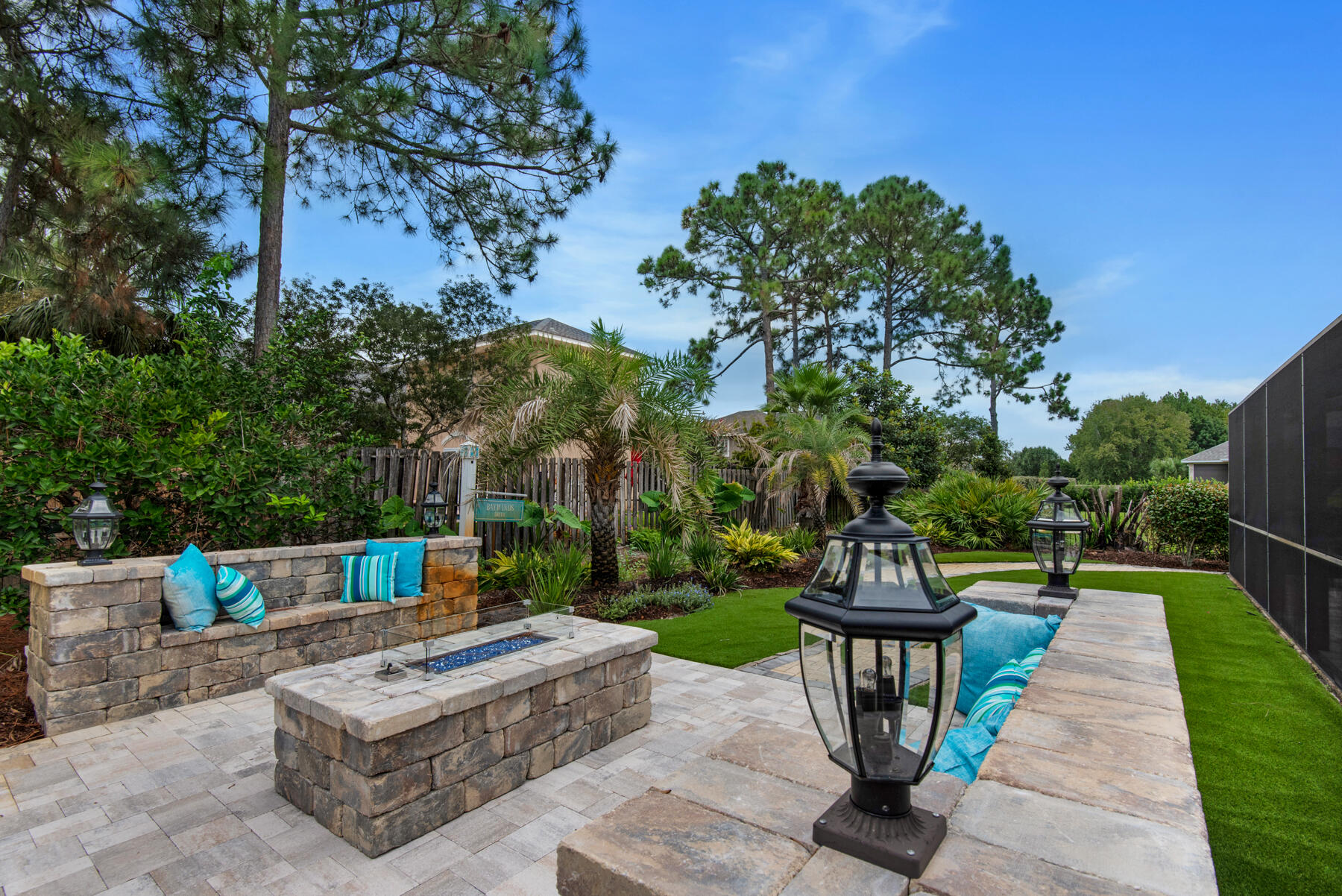 EMERALD BAY/BAYWINDS GOLF ESTATES PH 3 - Residential