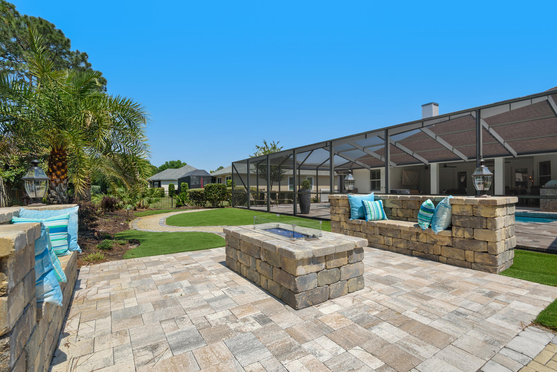 EMERALD BAY/BAYWINDS GOLF ESTATES PH 3 - Residential