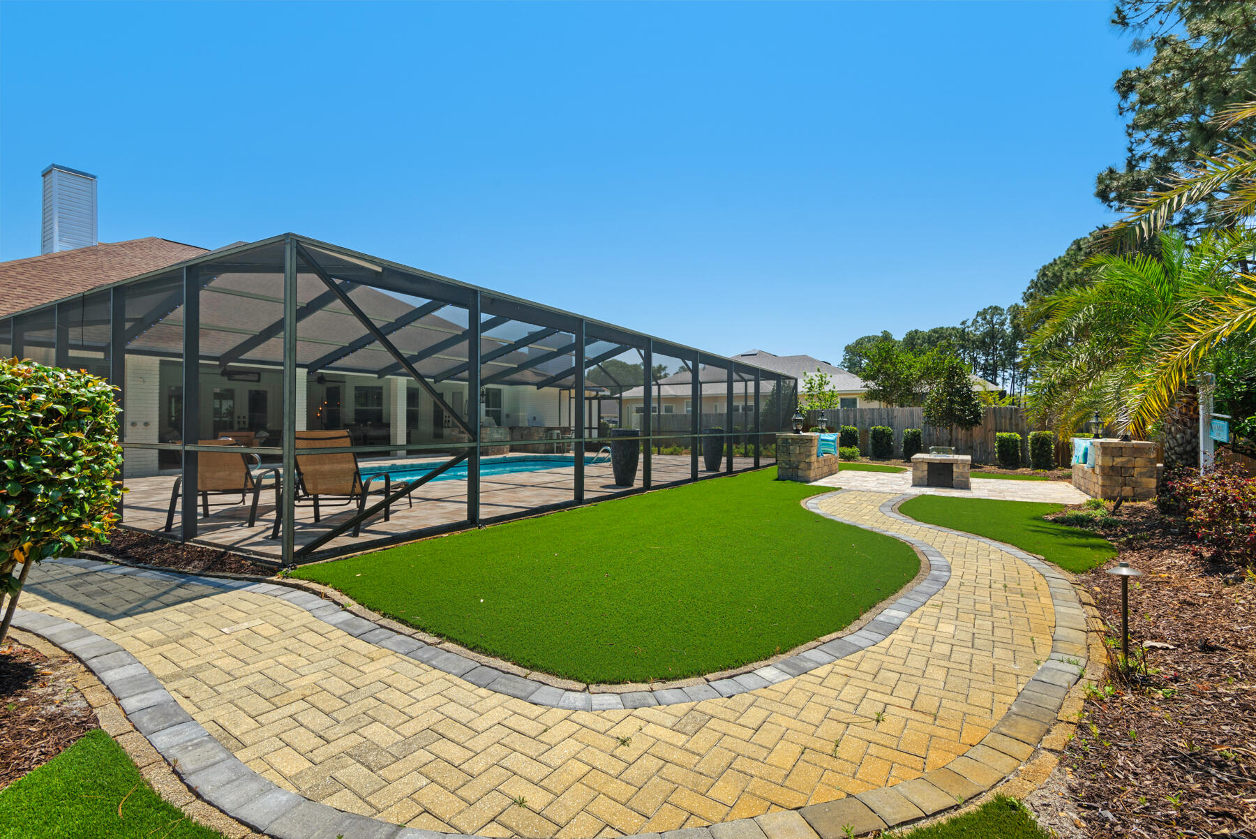 EMERALD BAY/BAYWINDS GOLF ESTATES PH 3 - Residential