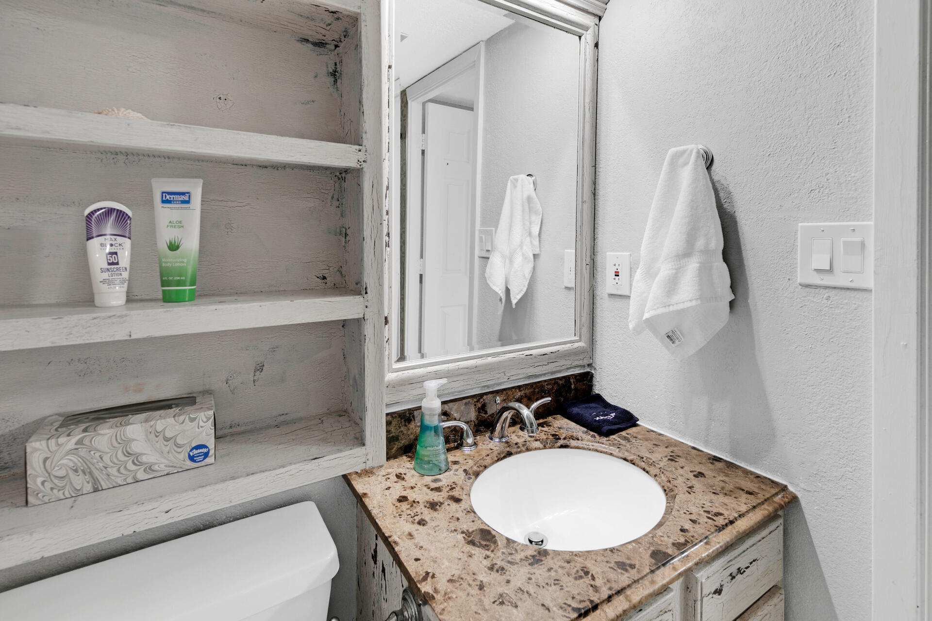ISLANDER BEACH RESORT CONDO - Residential