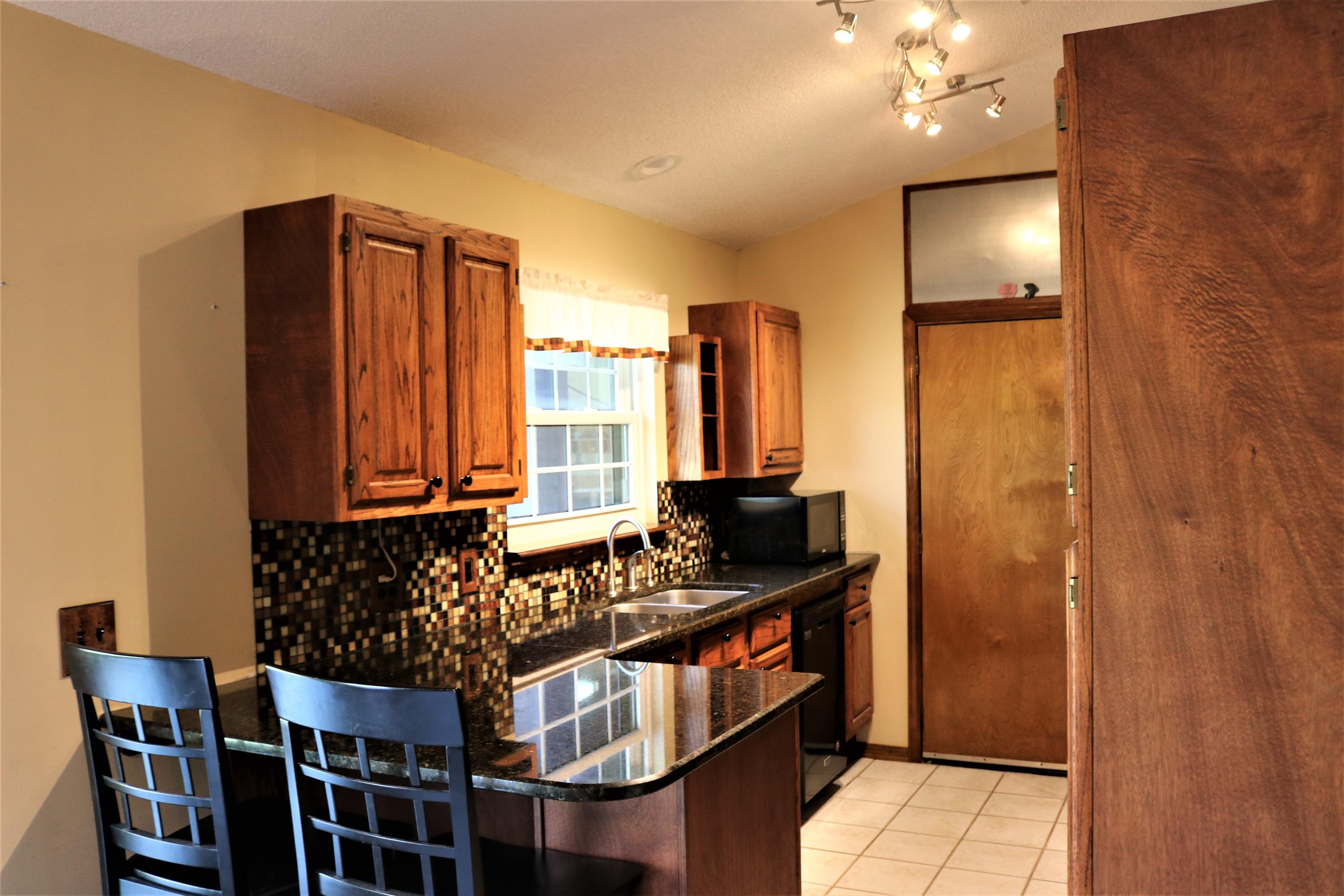 HOLLEY BY THE SEA - Residential