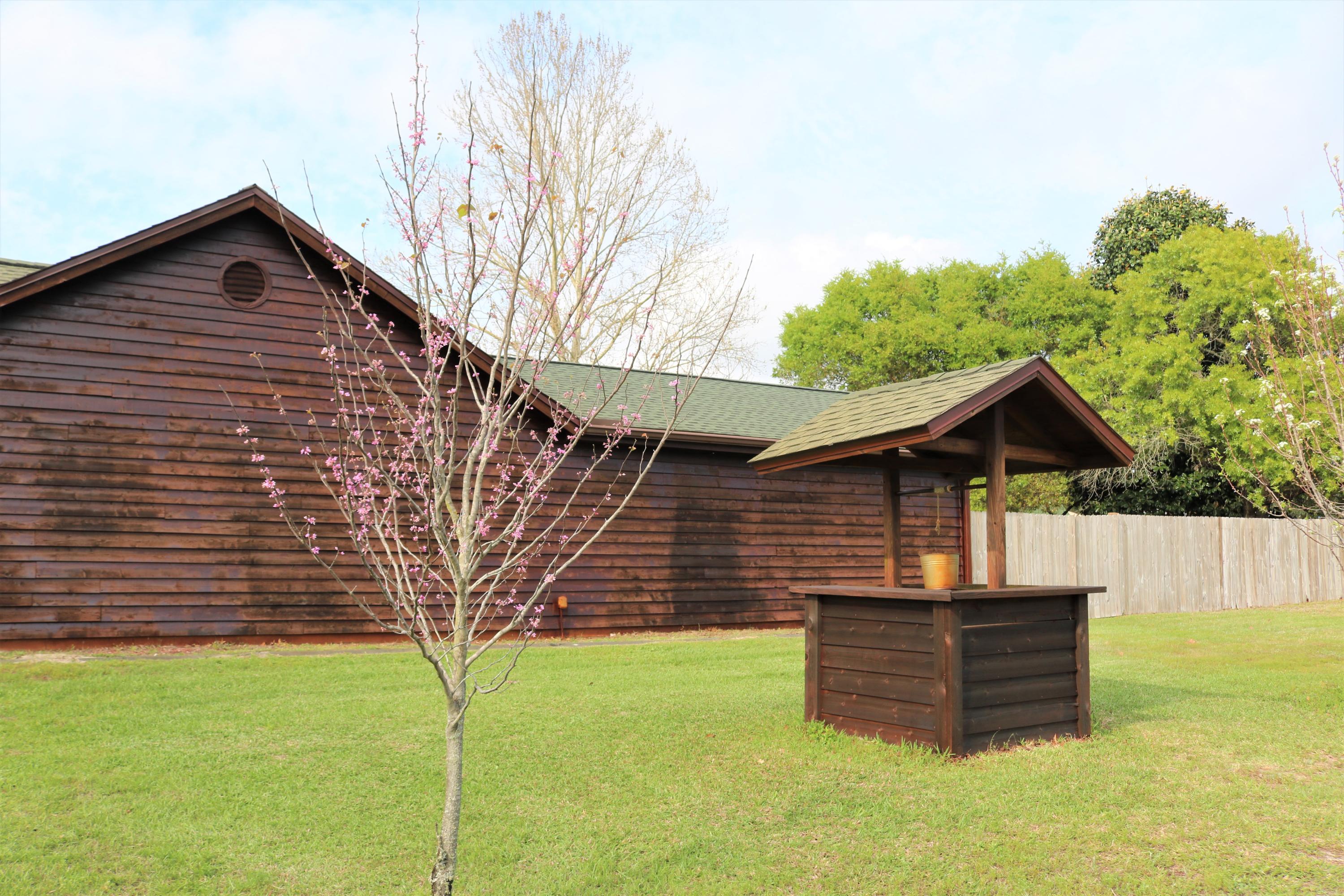 HOLLEY BY THE SEA - Residential