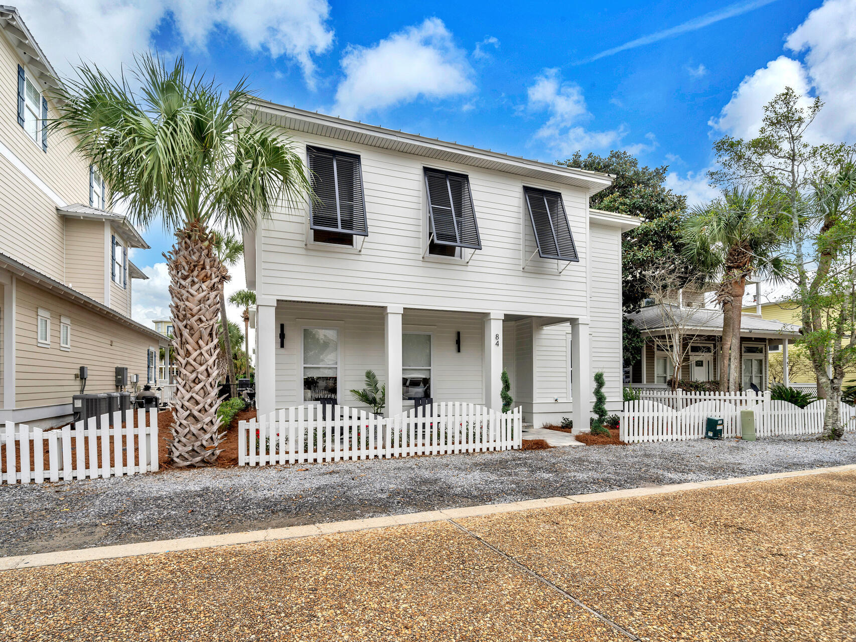 84 Mark Street