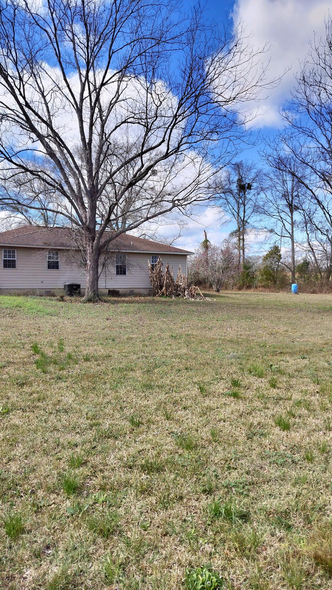 NO RECORDED SUBDIVISION - Residential