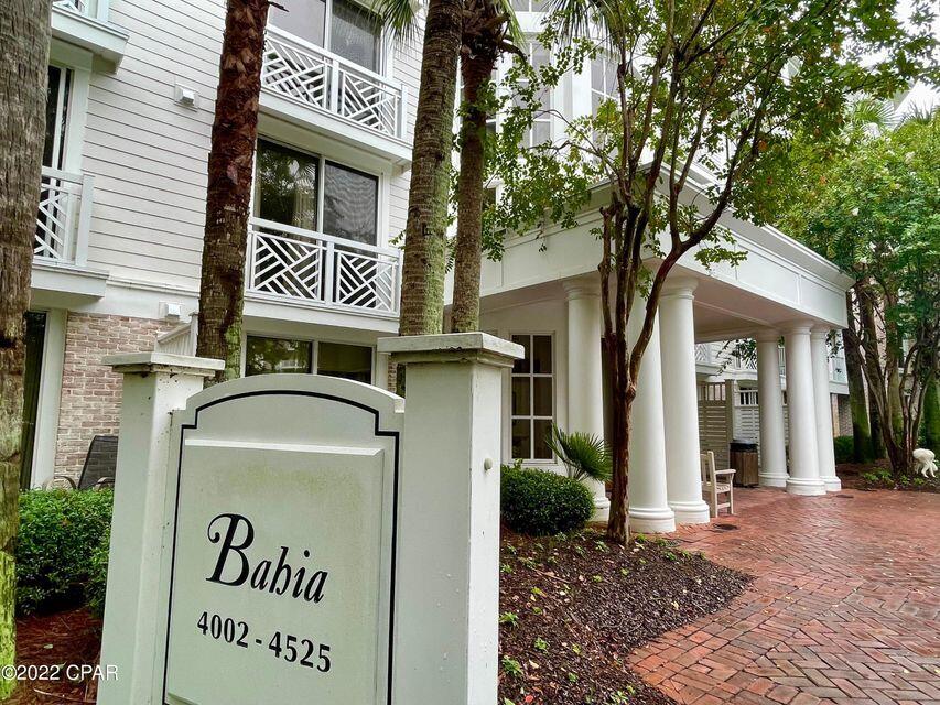 BAHIA CONDO - Residential