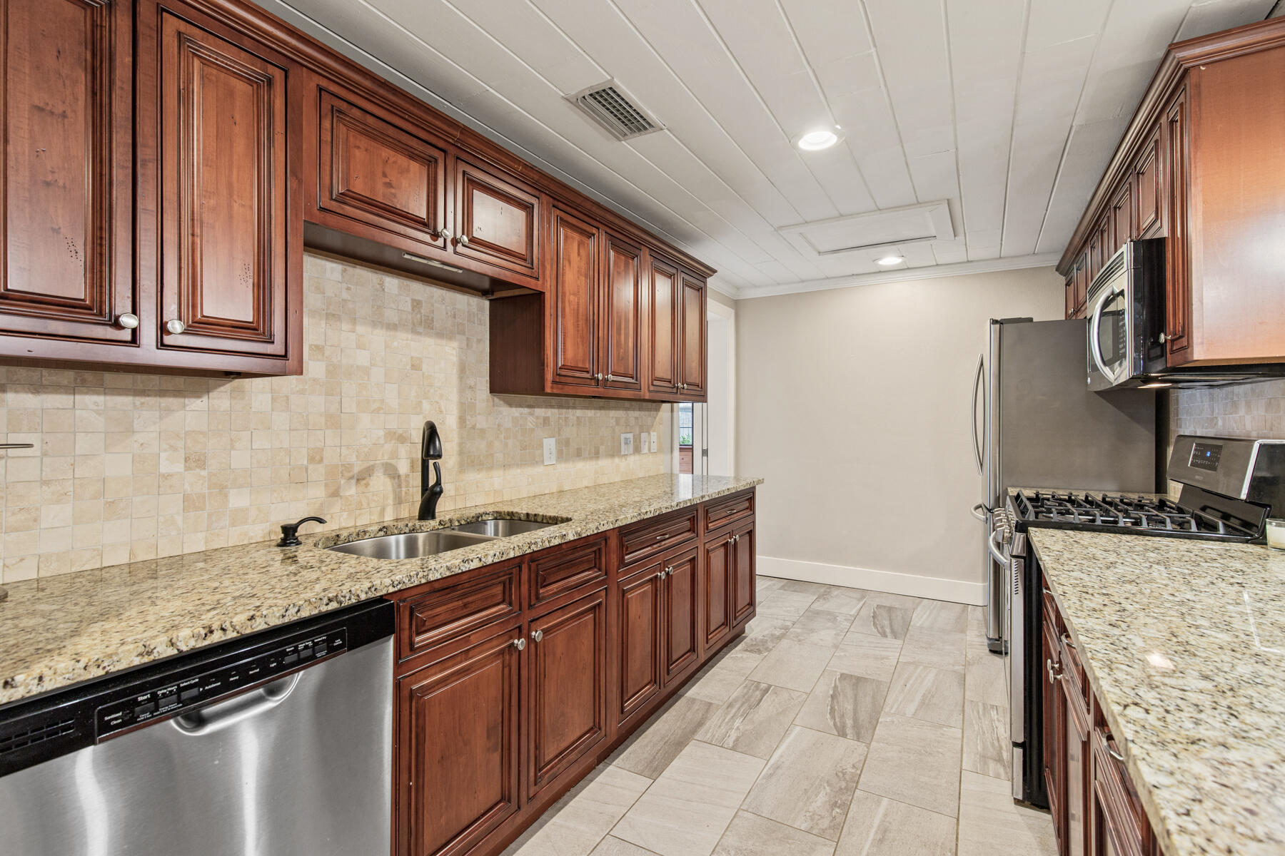 CALHOUN 2ND ADDN REV - Residential