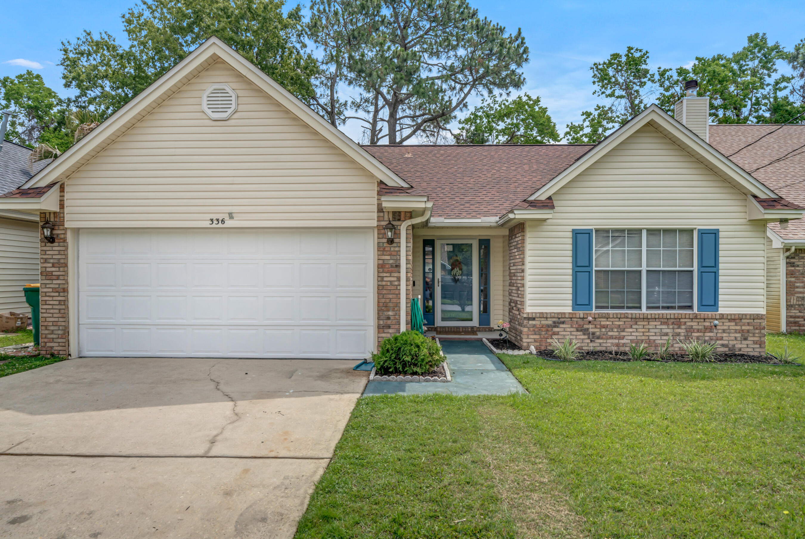 BROOKWOOD ESTATES - Residential