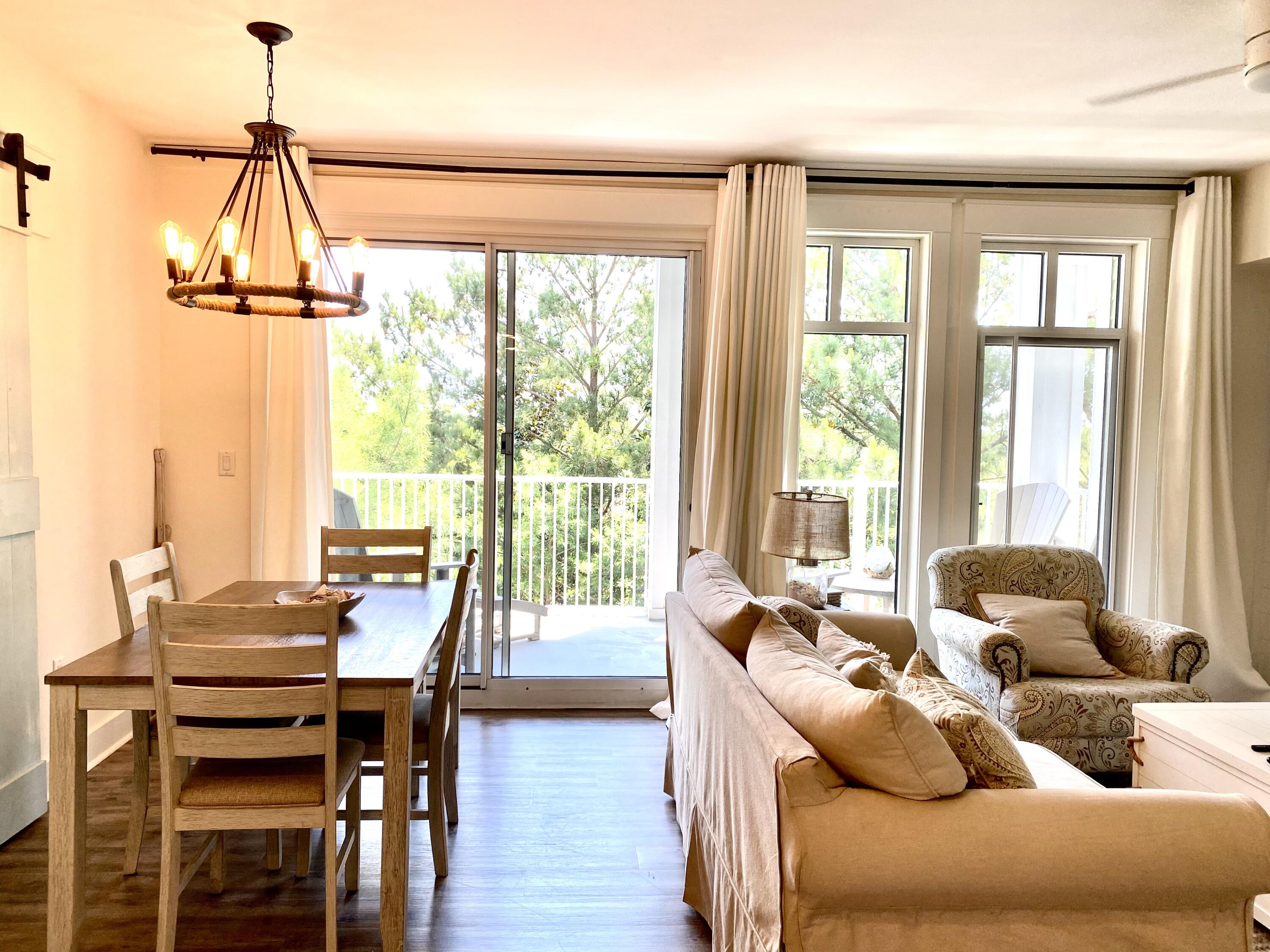 PILOT HOUSE - Residential