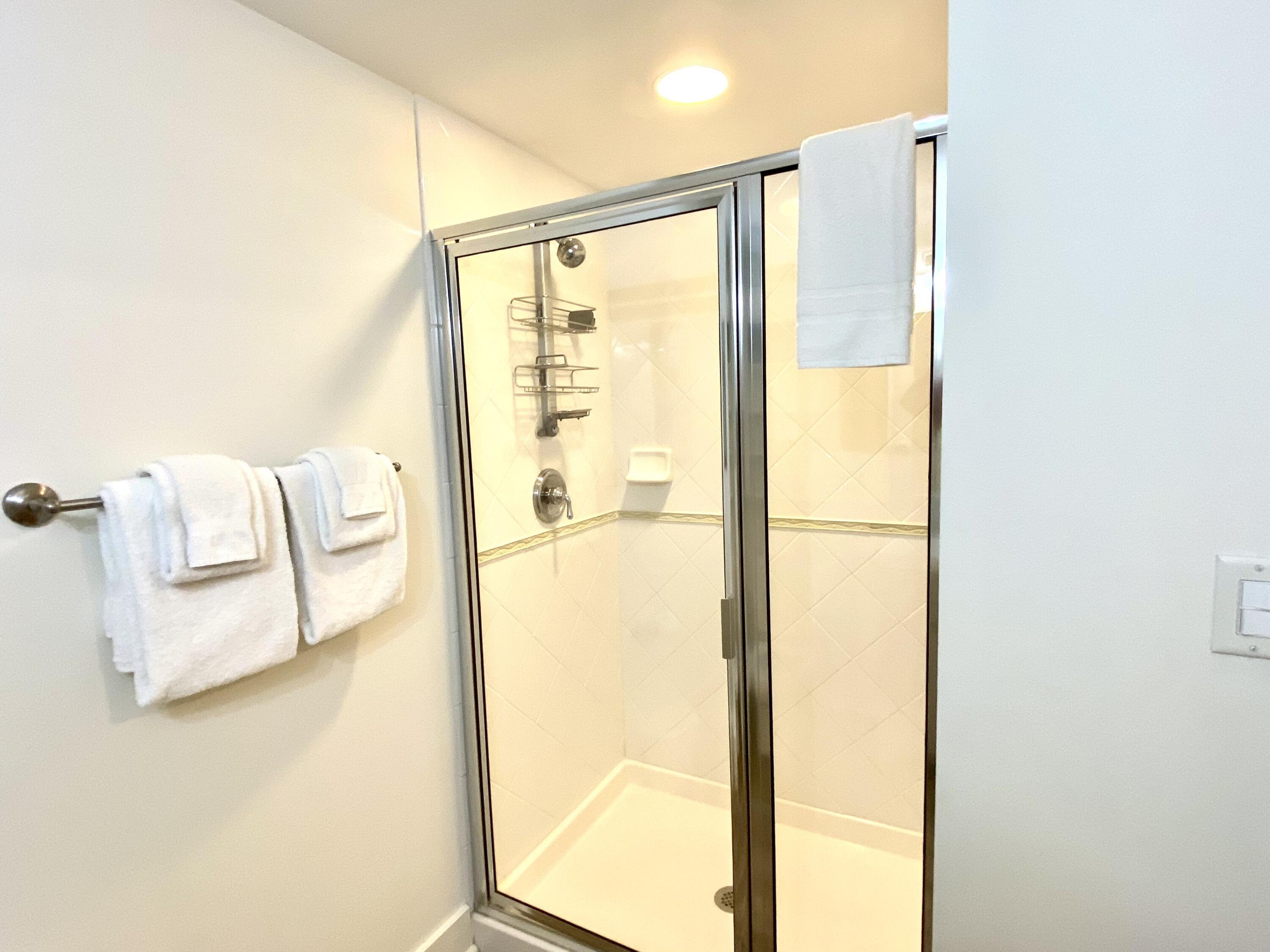 PILOT HOUSE - Residential