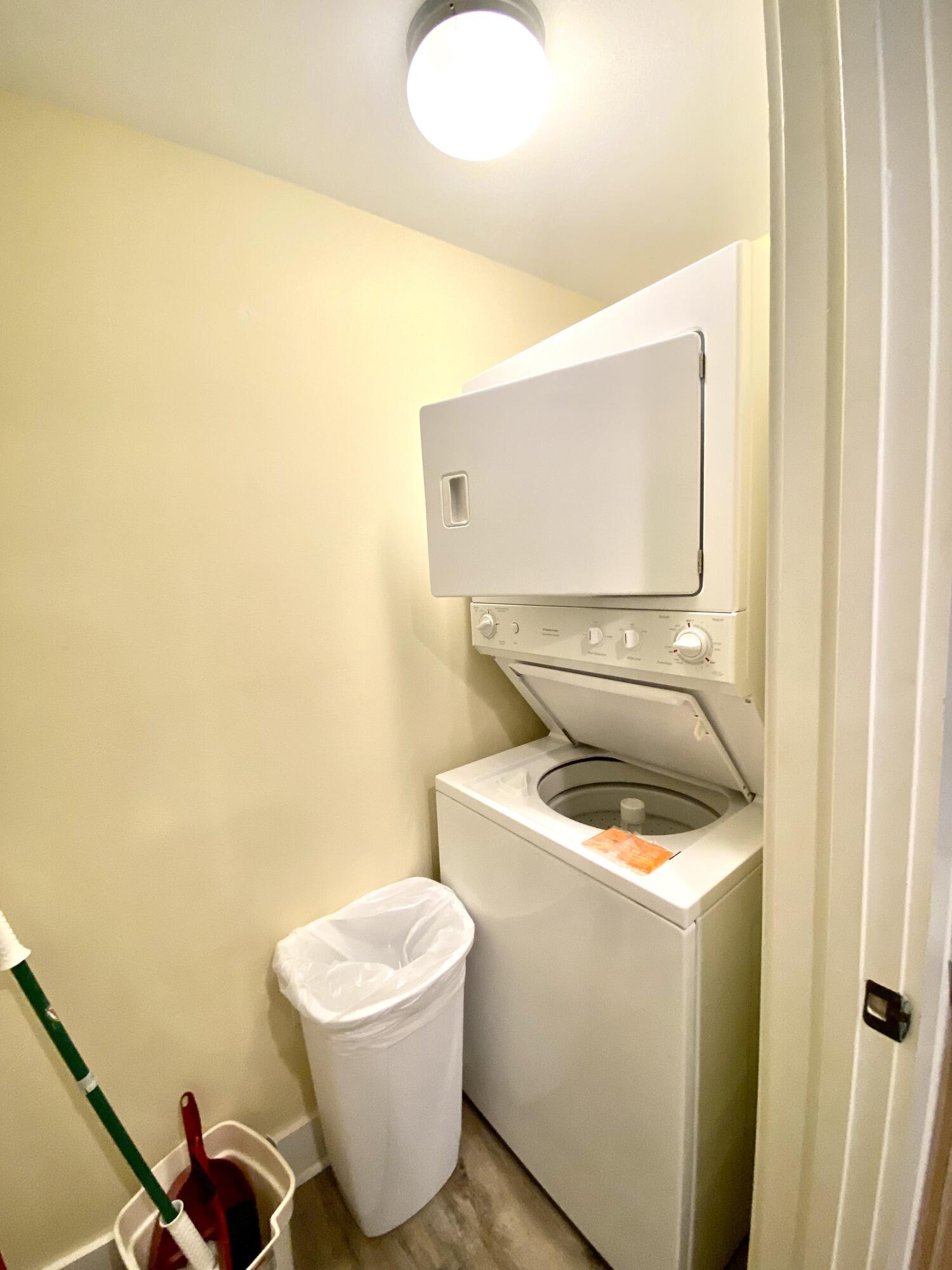 PILOT HOUSE - Residential