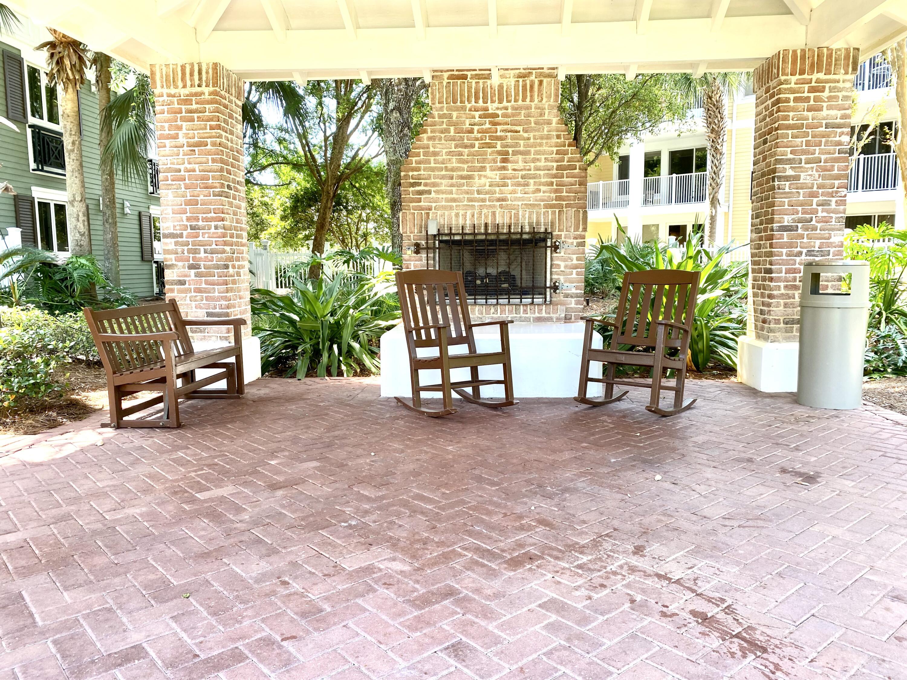 PILOT HOUSE - Residential