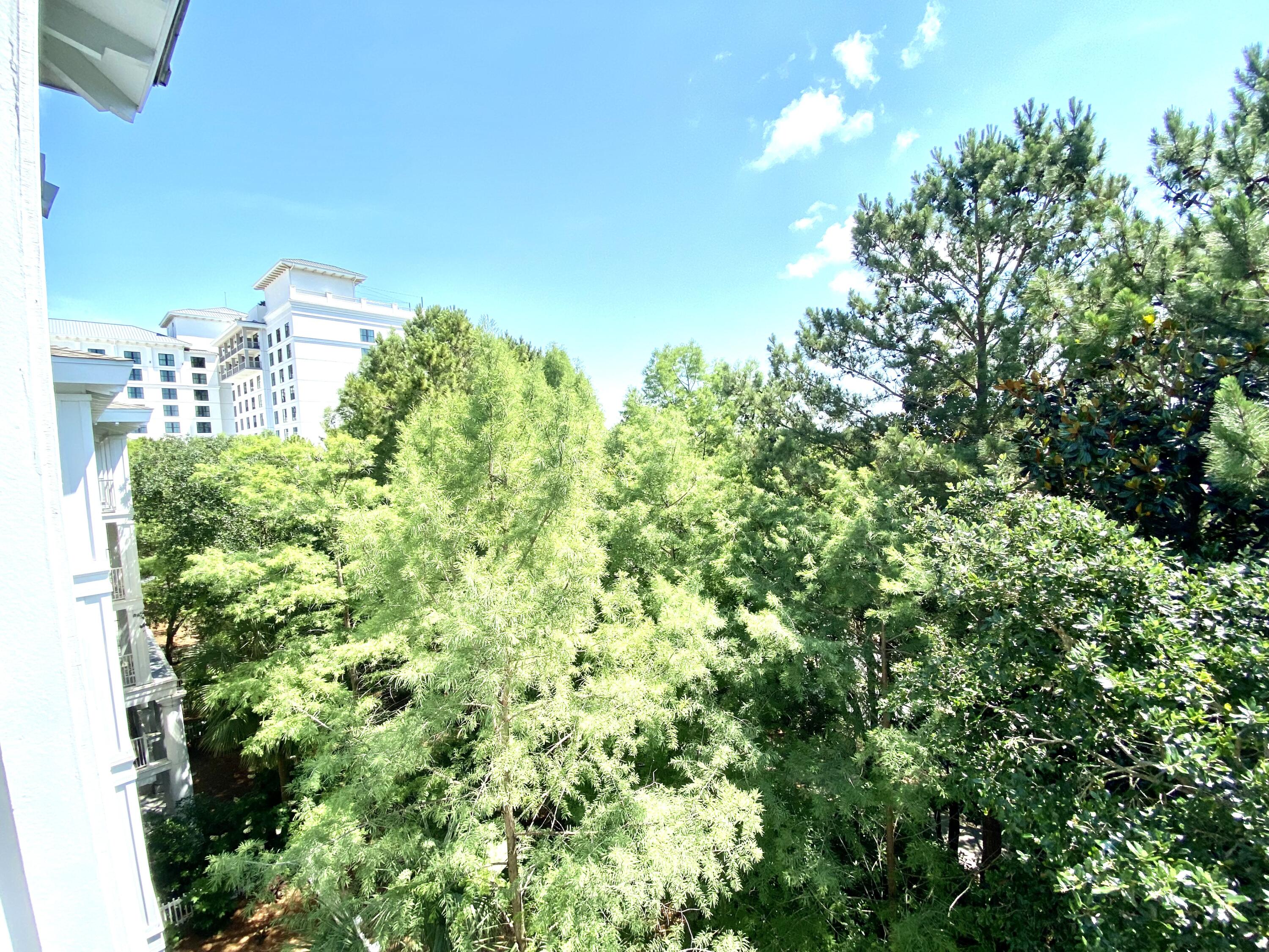 PILOT HOUSE - Residential