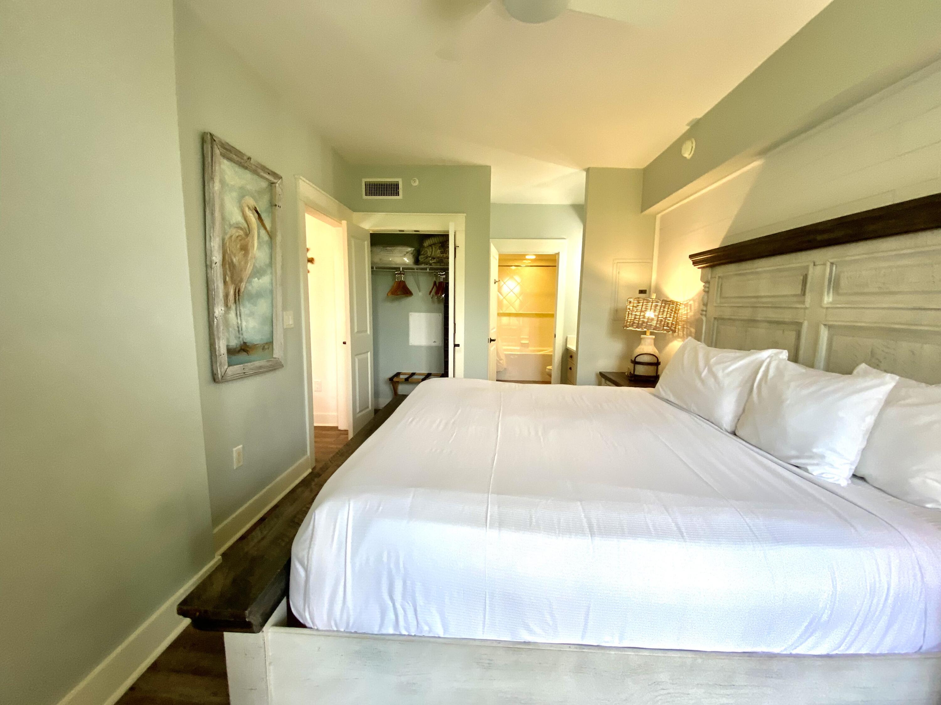 PILOT HOUSE - Residential