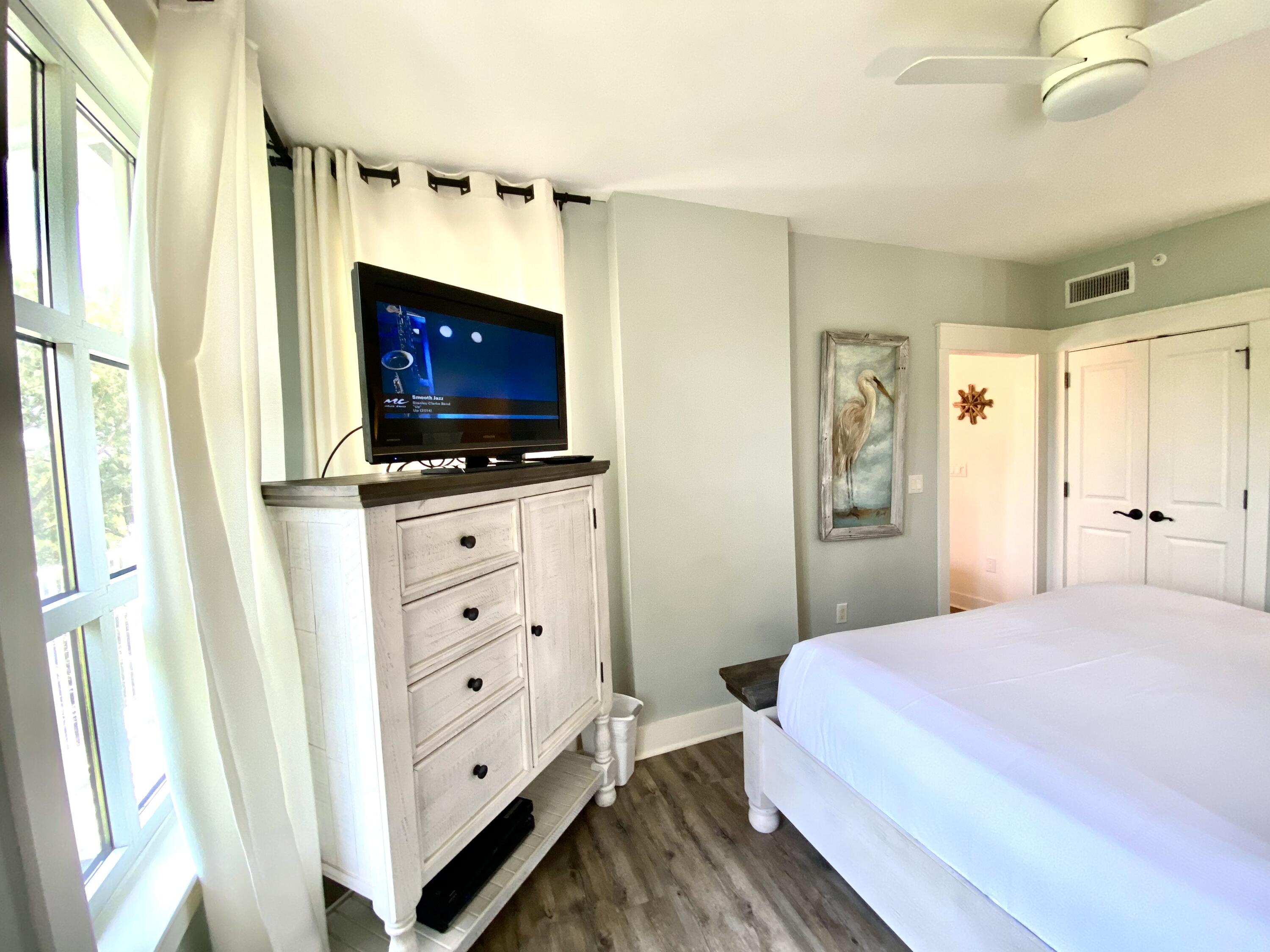 PILOT HOUSE - Residential