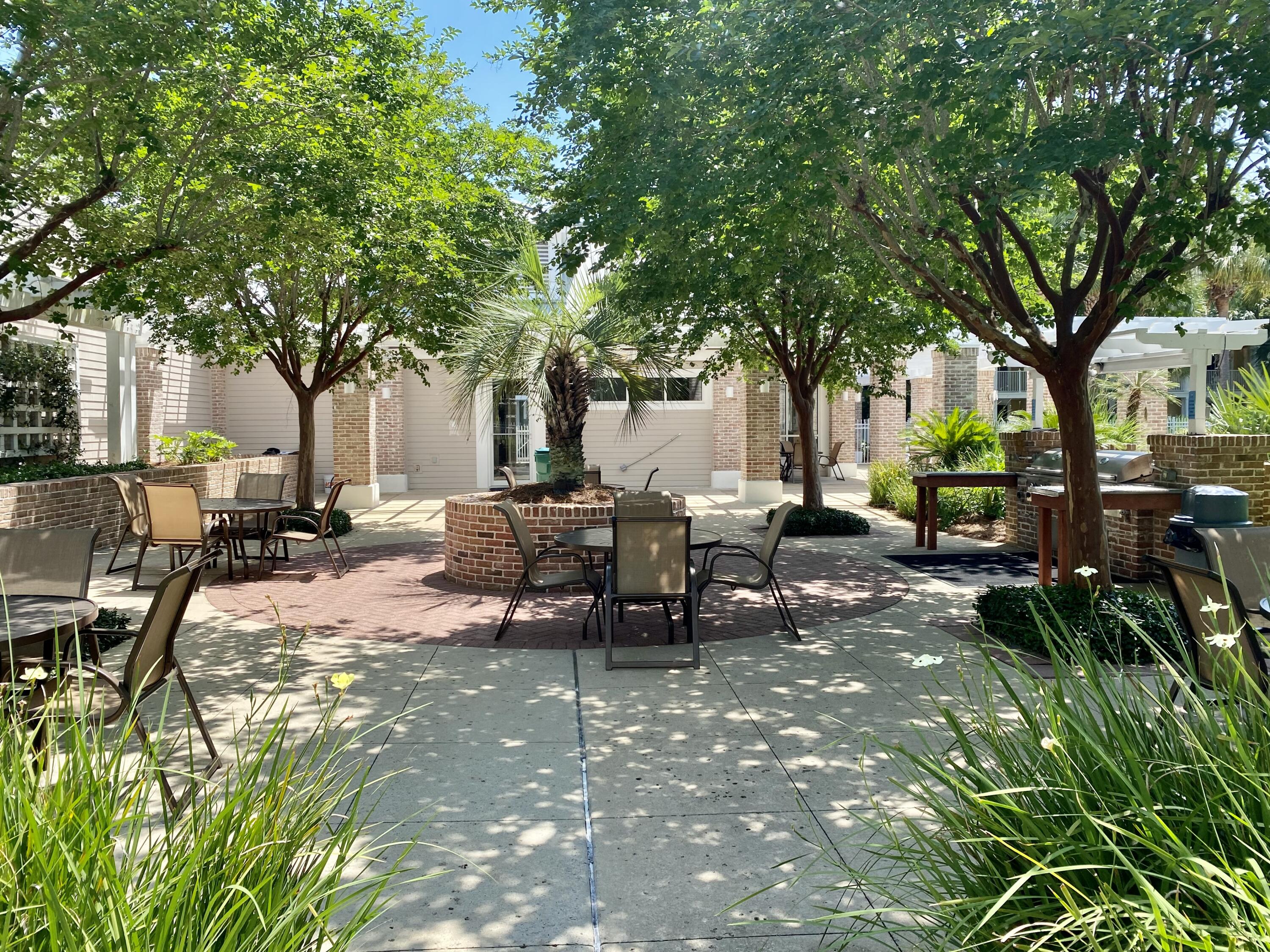 PILOT HOUSE - Residential