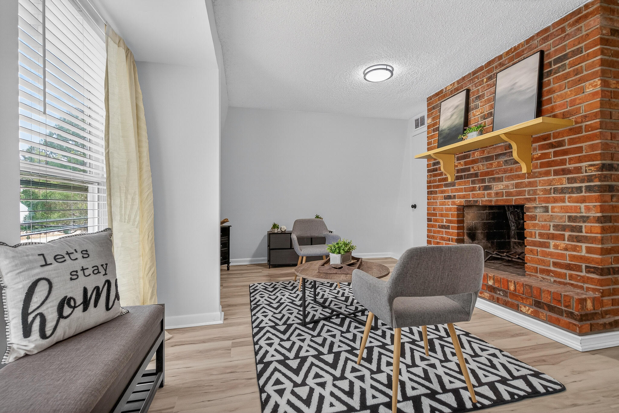 FOREST MANOR 3RD ADDN - Residential