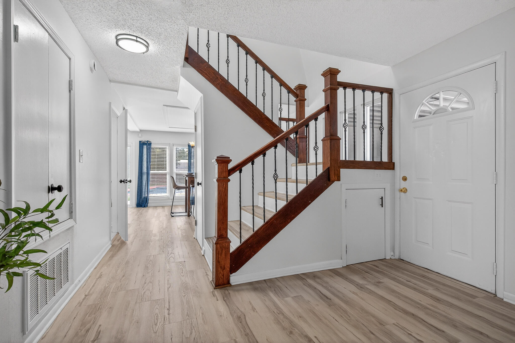 FOREST MANOR 3RD ADDN - Residential