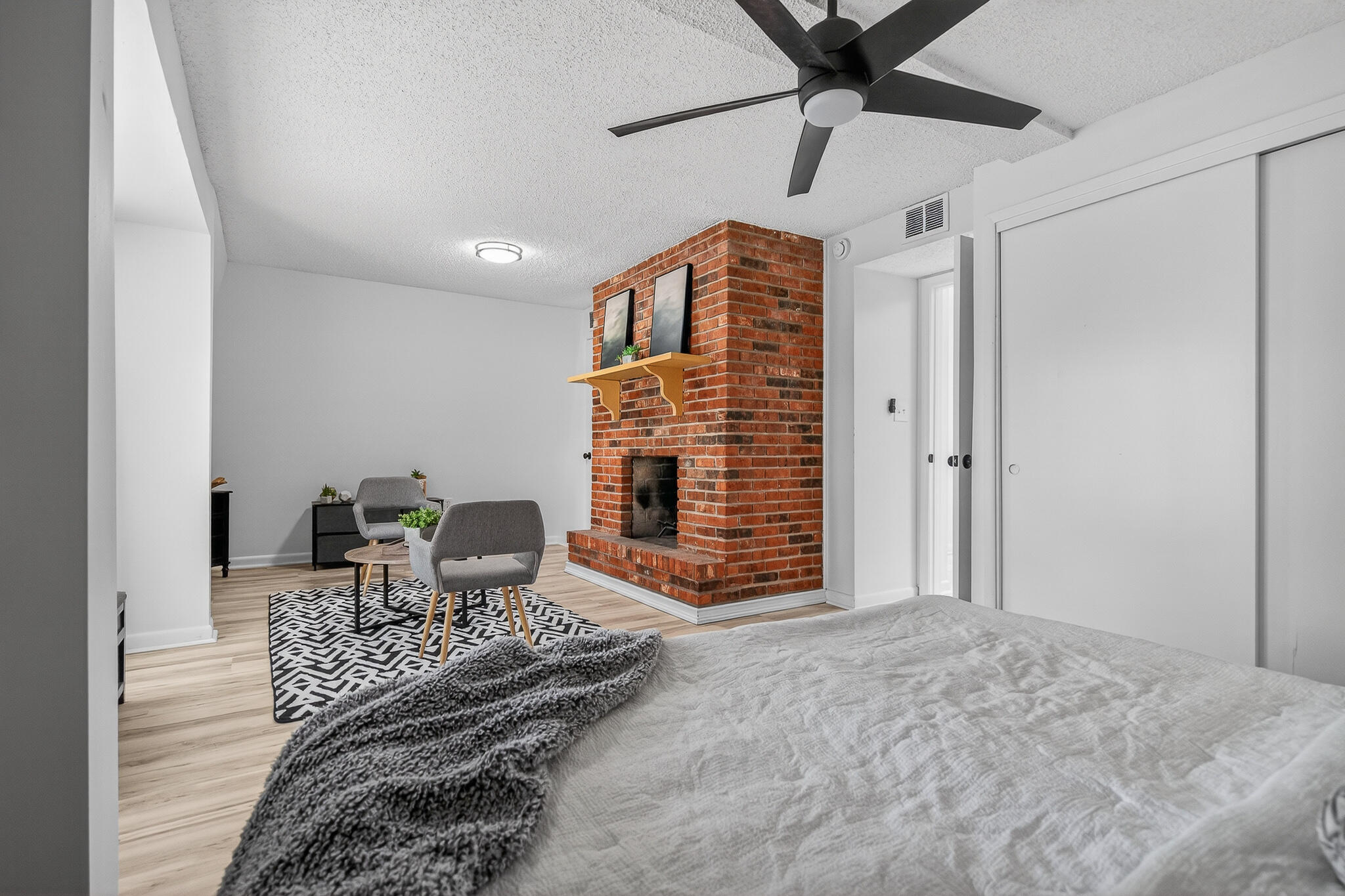 FOREST MANOR 3RD ADDN - Residential