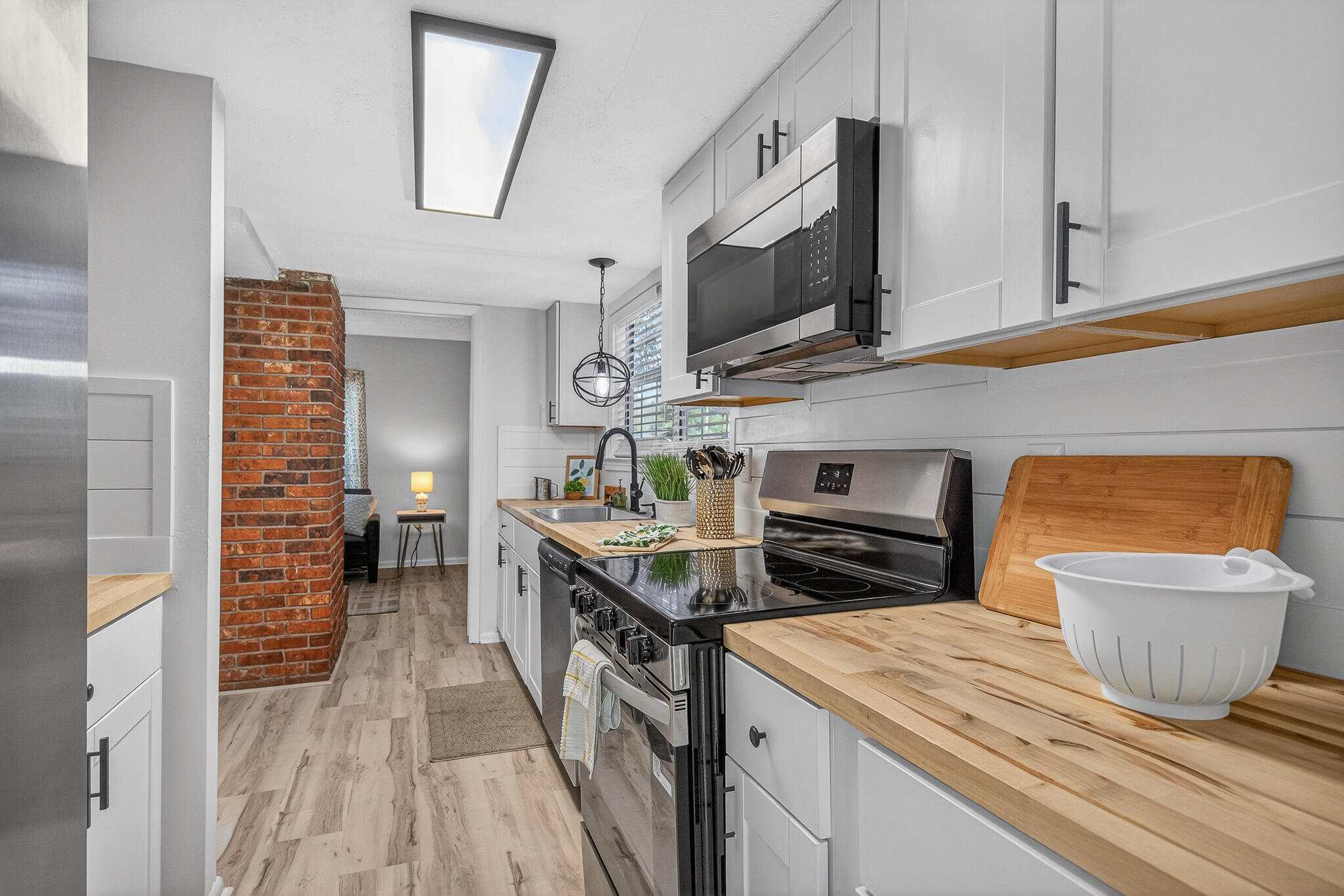 FOREST MANOR 3RD ADDN - Residential