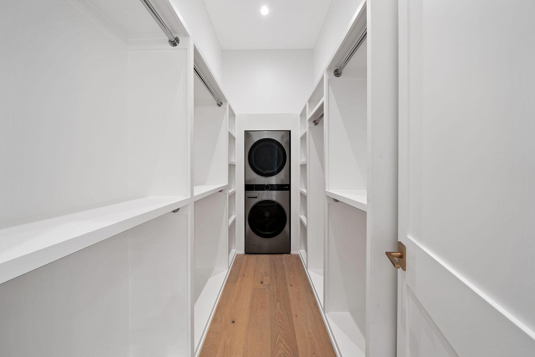 SEAGROVE 2ND ADDN - Residential