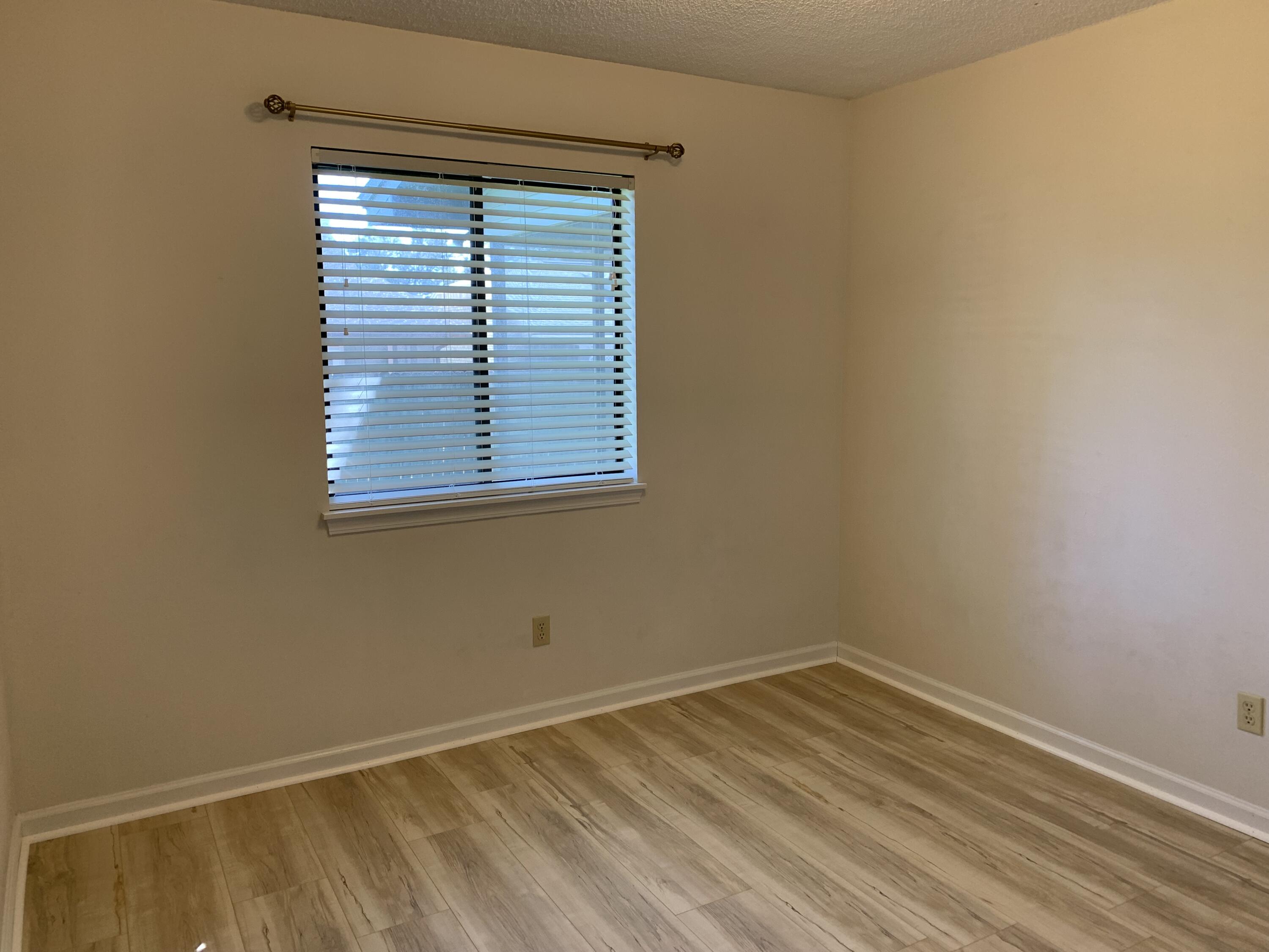 CEDAR RIDGE - Residential Lease