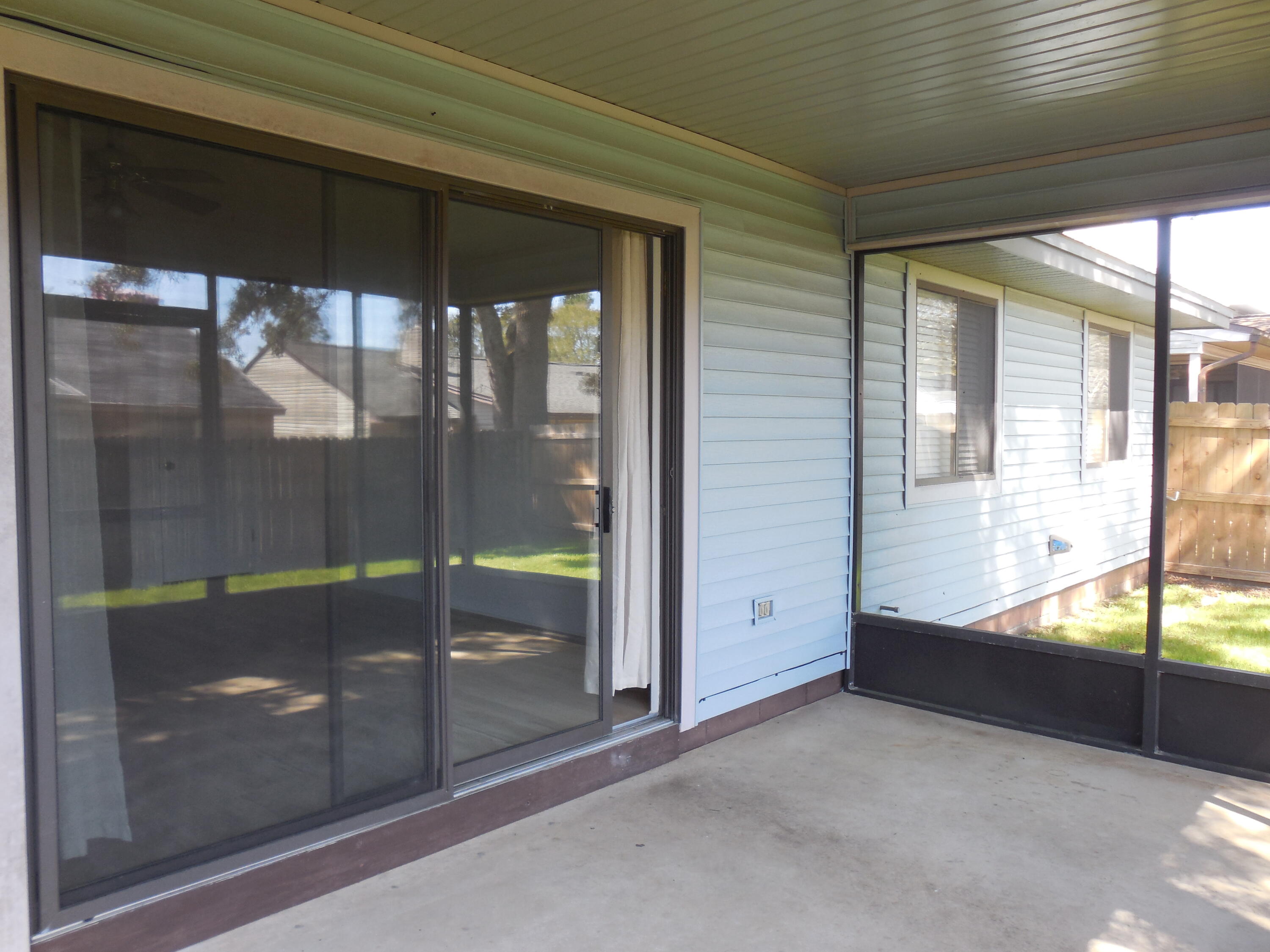 CEDAR RIDGE - Residential Lease