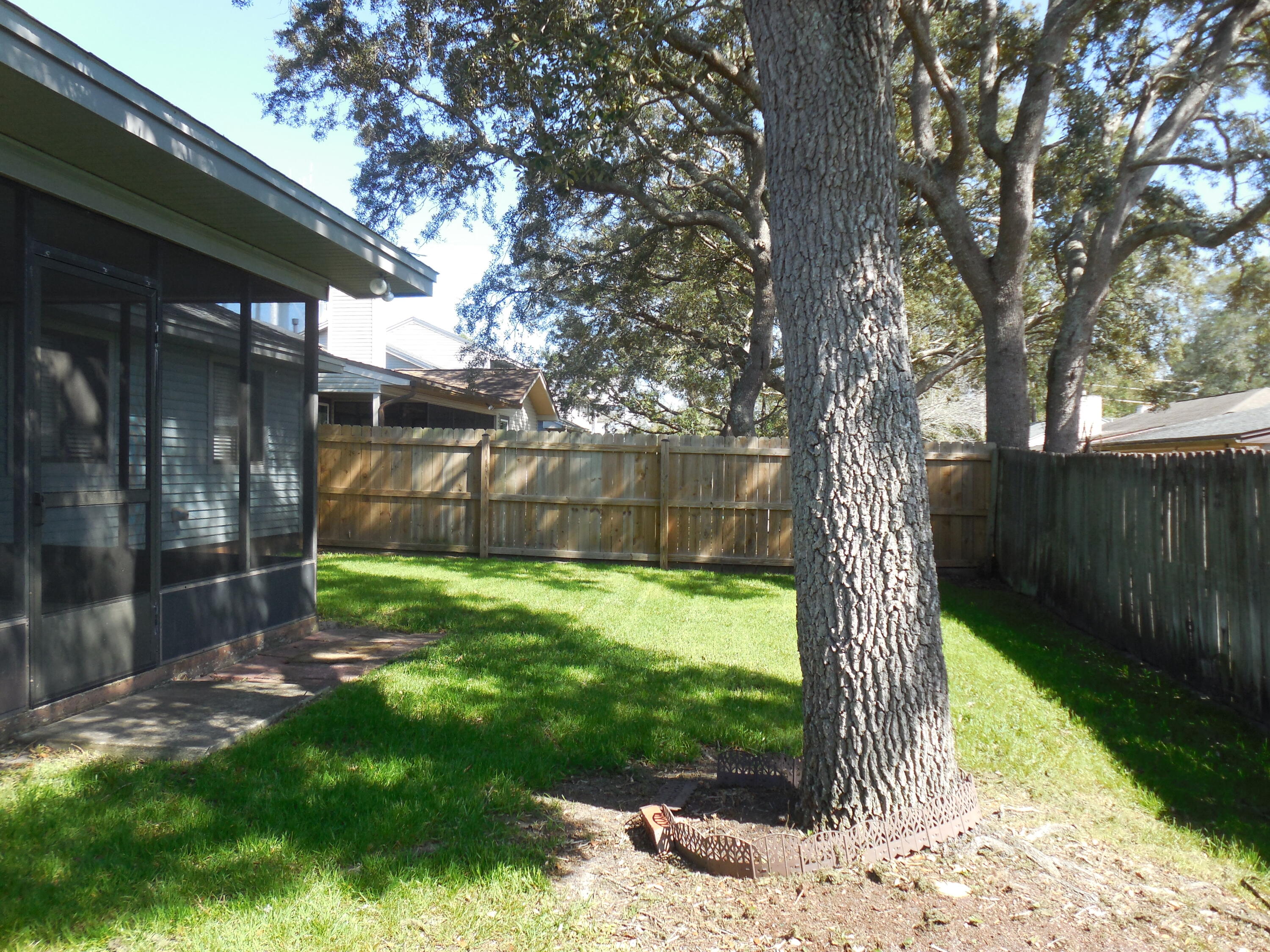 CEDAR RIDGE - Residential Lease