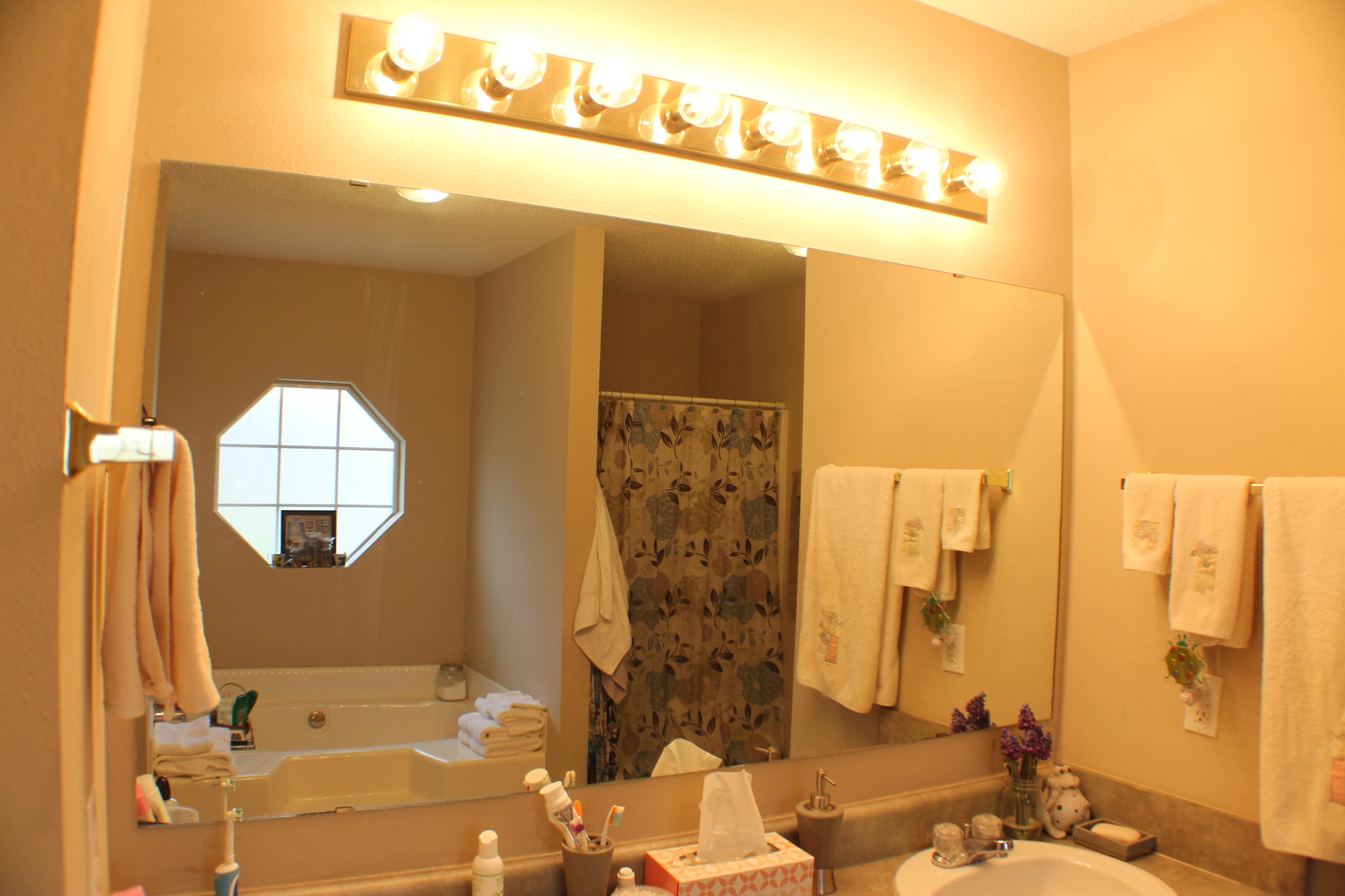 FOX VALLEY - Residential Lease