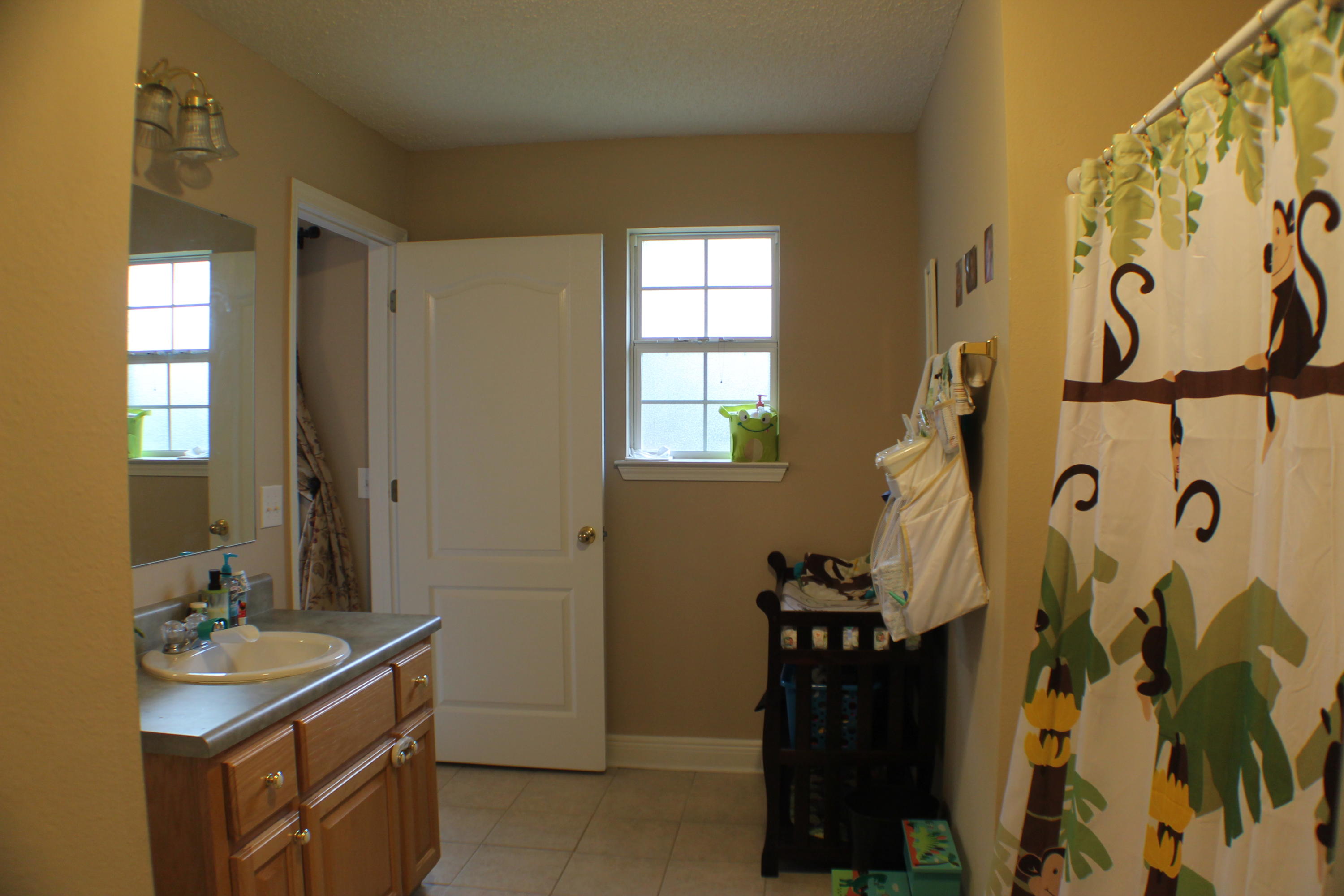 FOX VALLEY - Residential Lease