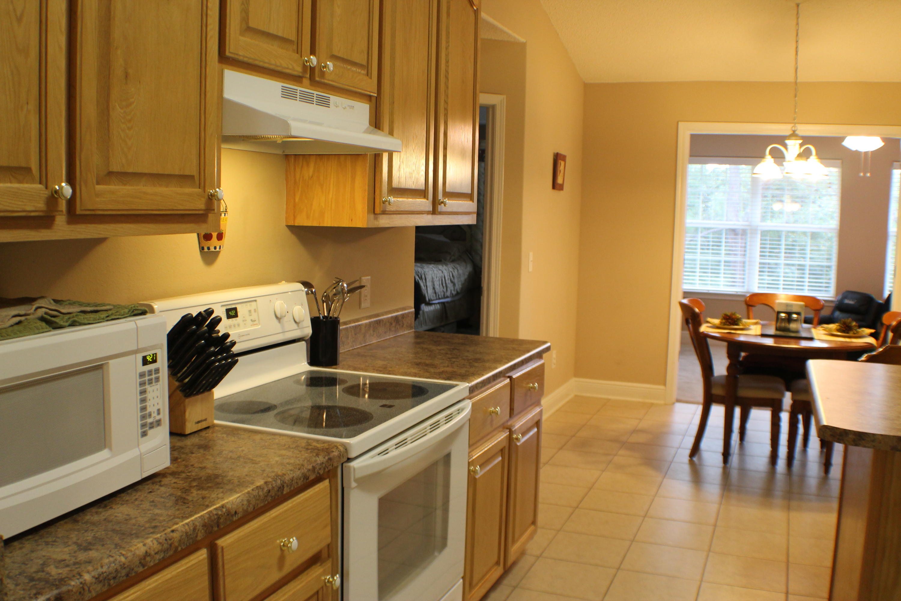 FOX VALLEY - Residential Lease