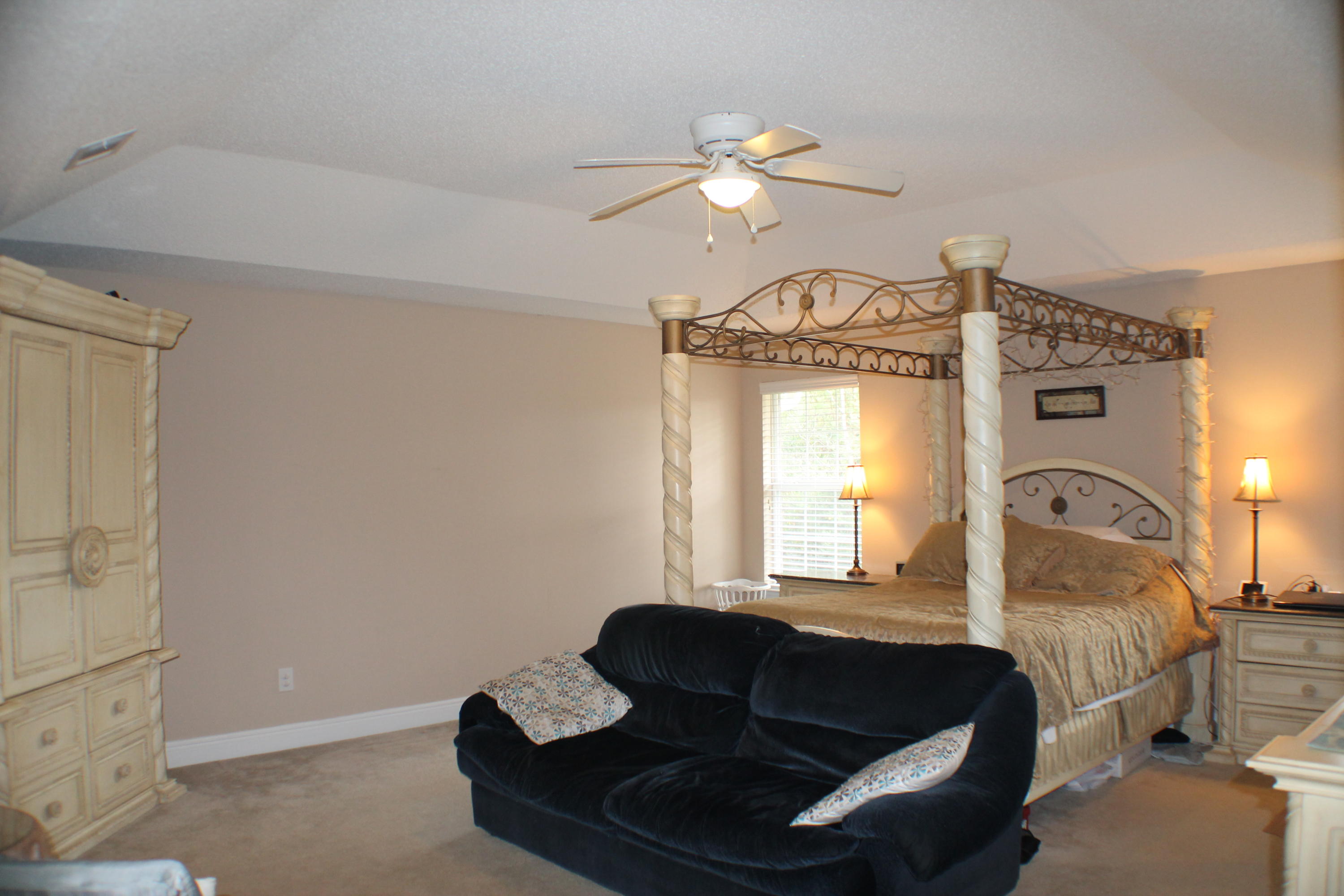 FOX VALLEY - Residential Lease