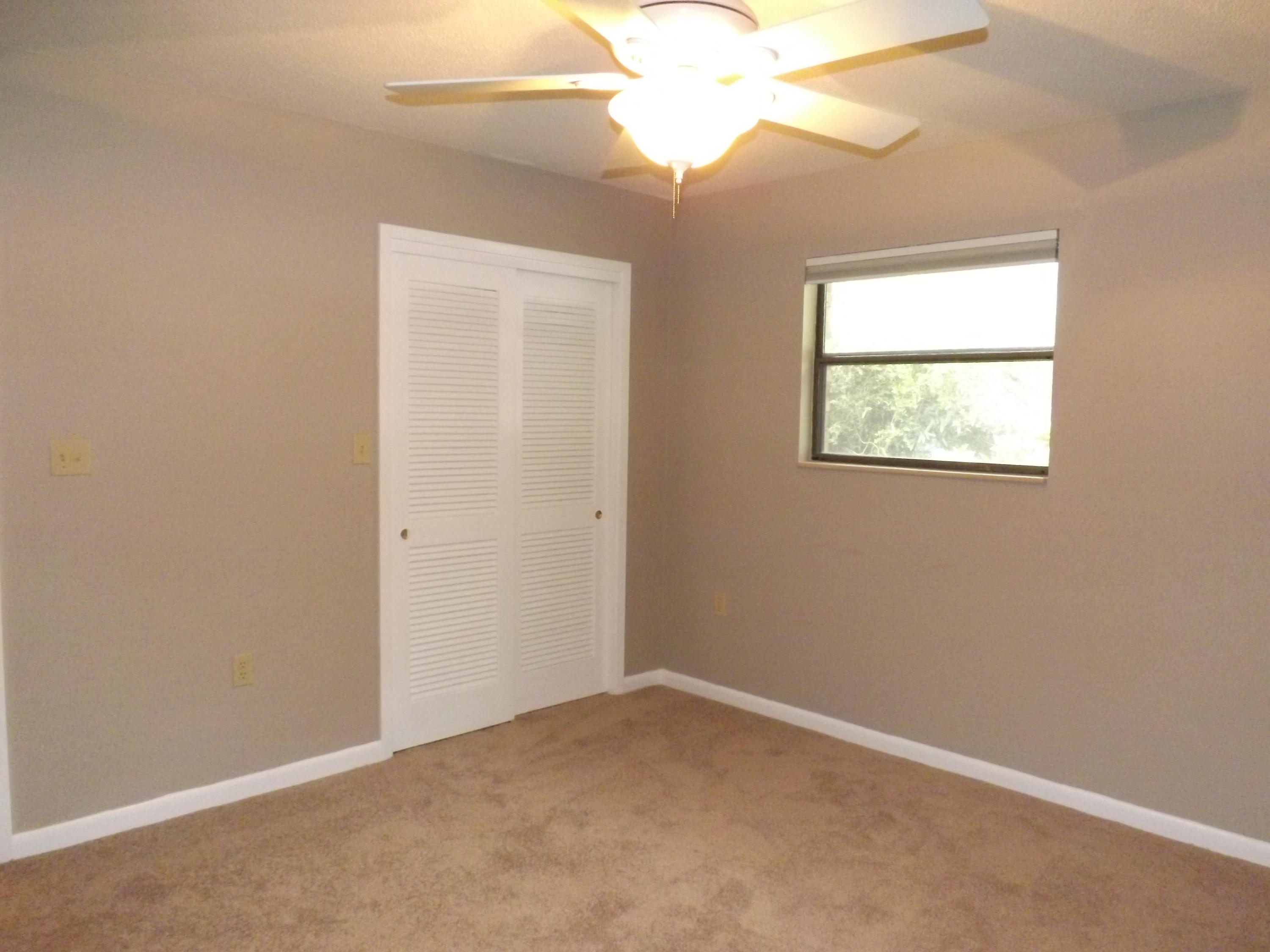 LAKE LORRAINE ESTATES 3 - Residential