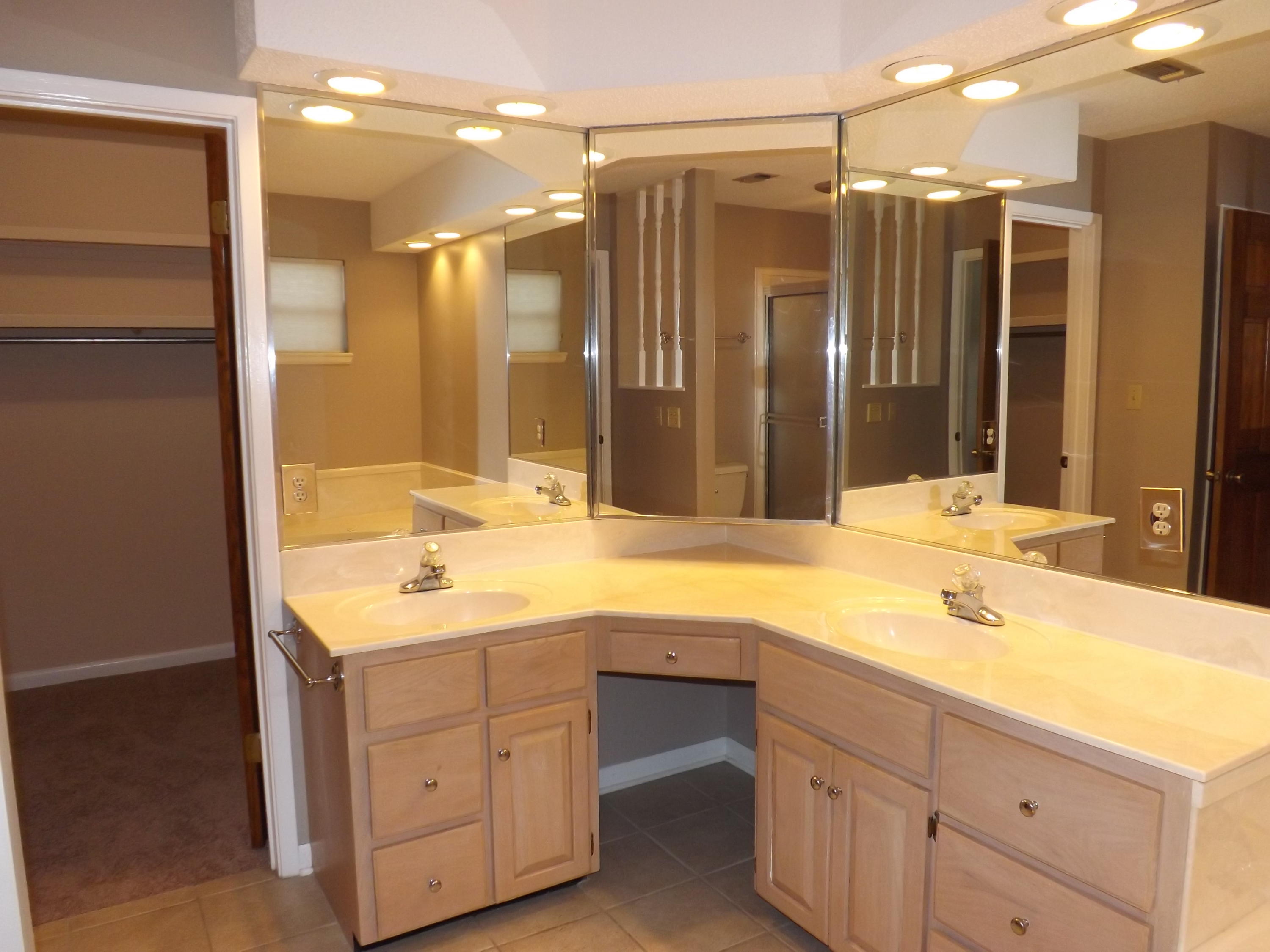 LAKE LORRAINE ESTATES 3 - Residential