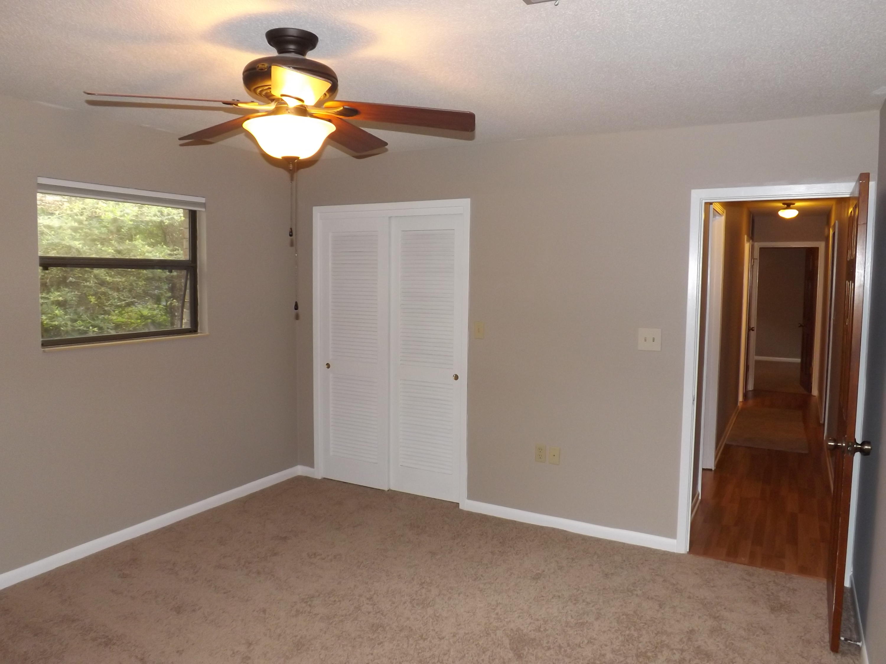 LAKE LORRAINE ESTATES 3 - Residential