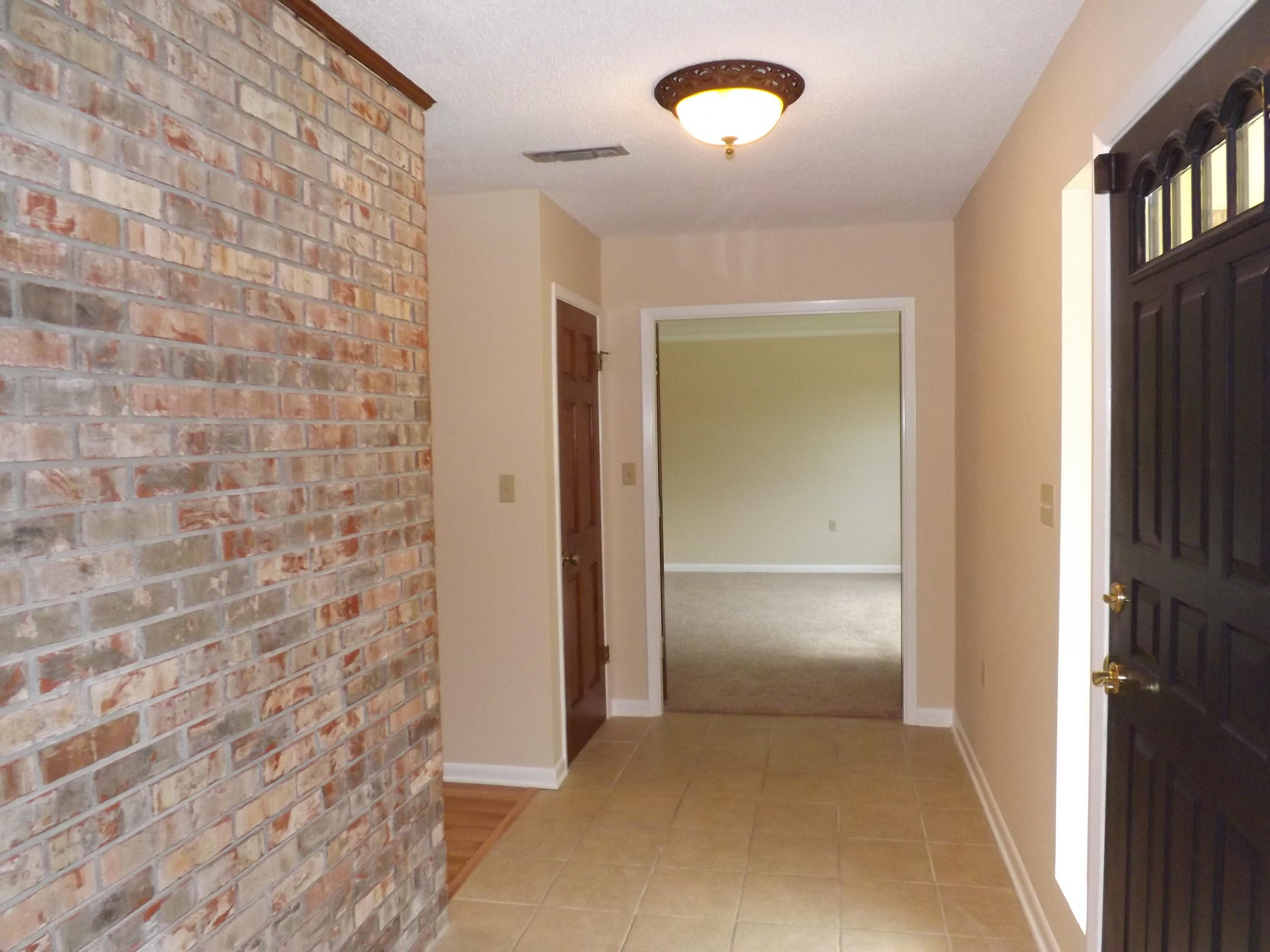 LAKE LORRAINE ESTATES 3 - Residential