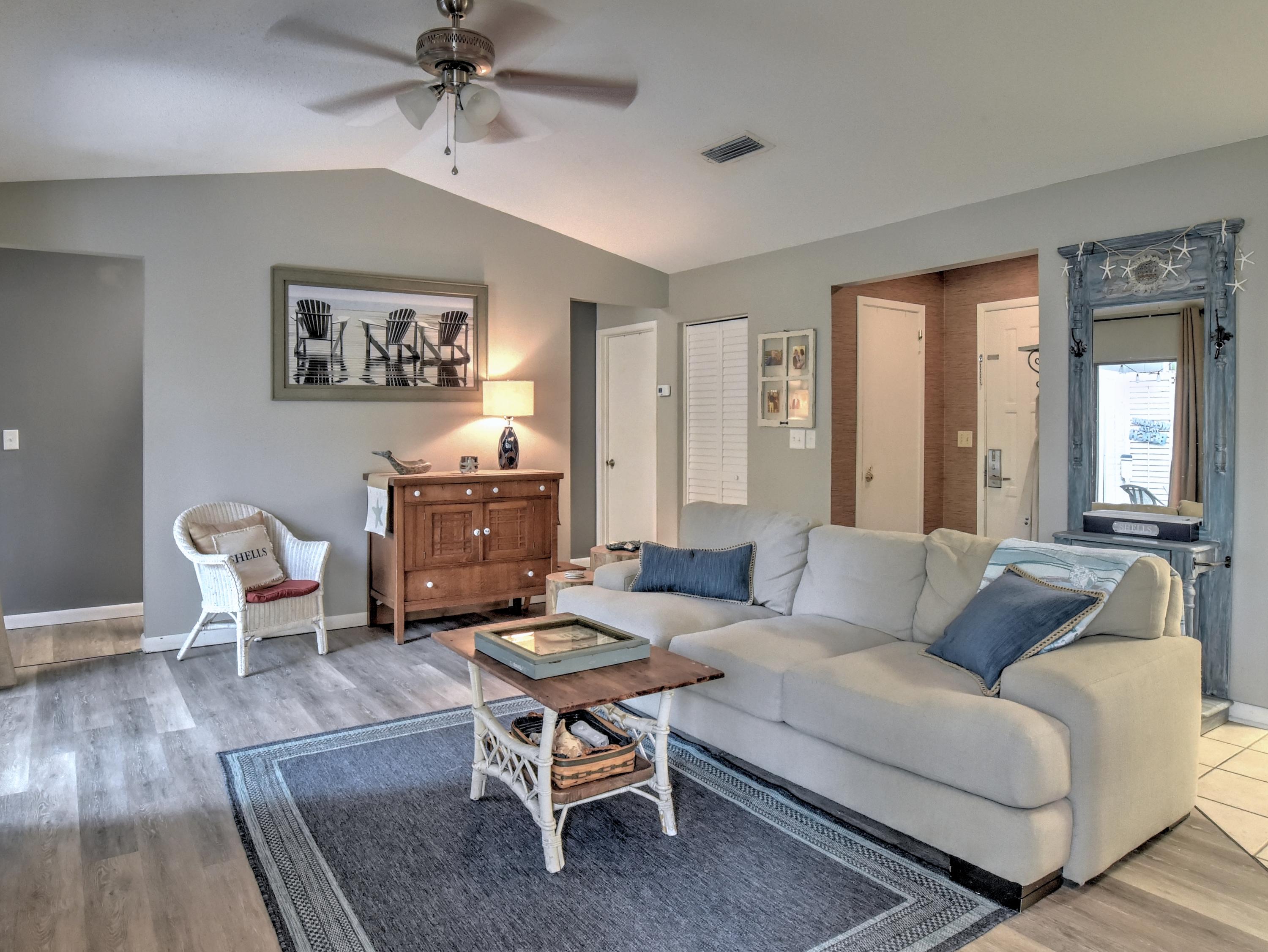 LINKSIDE VILLAGE UNIT 2 - Residential